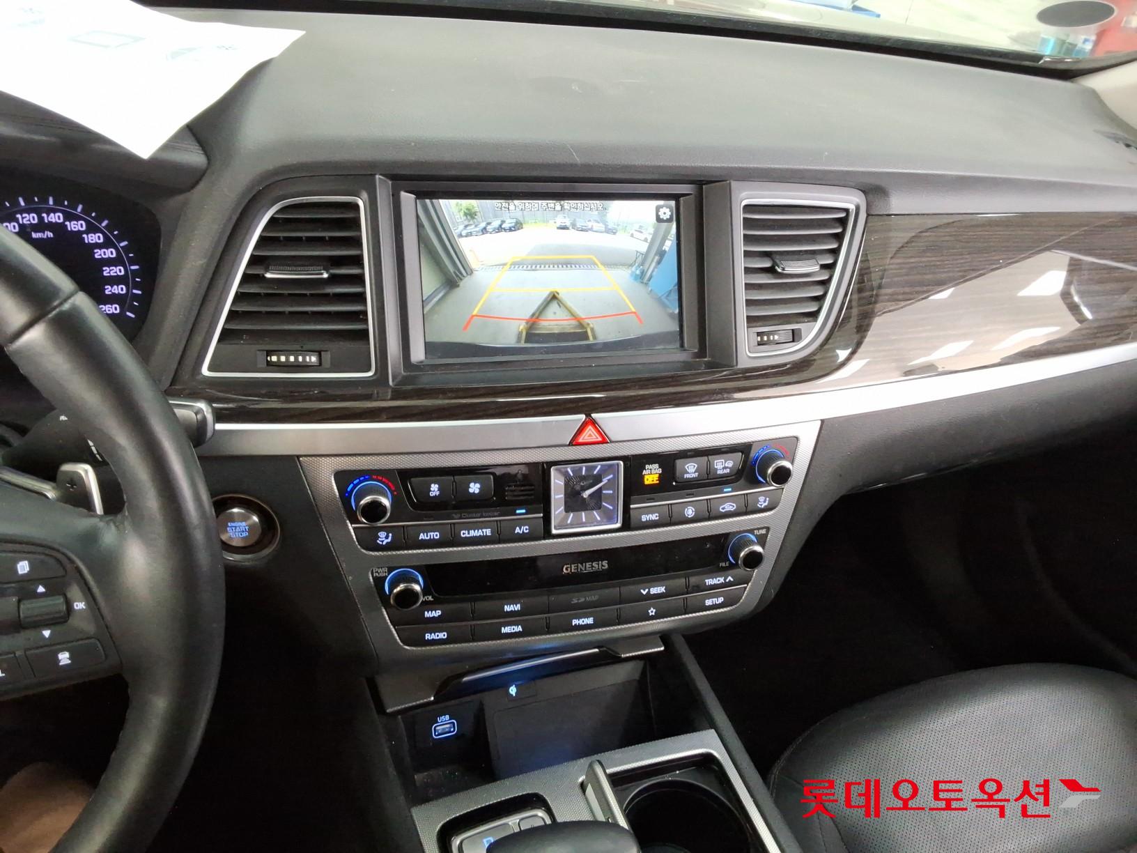 2019 - genesis g80