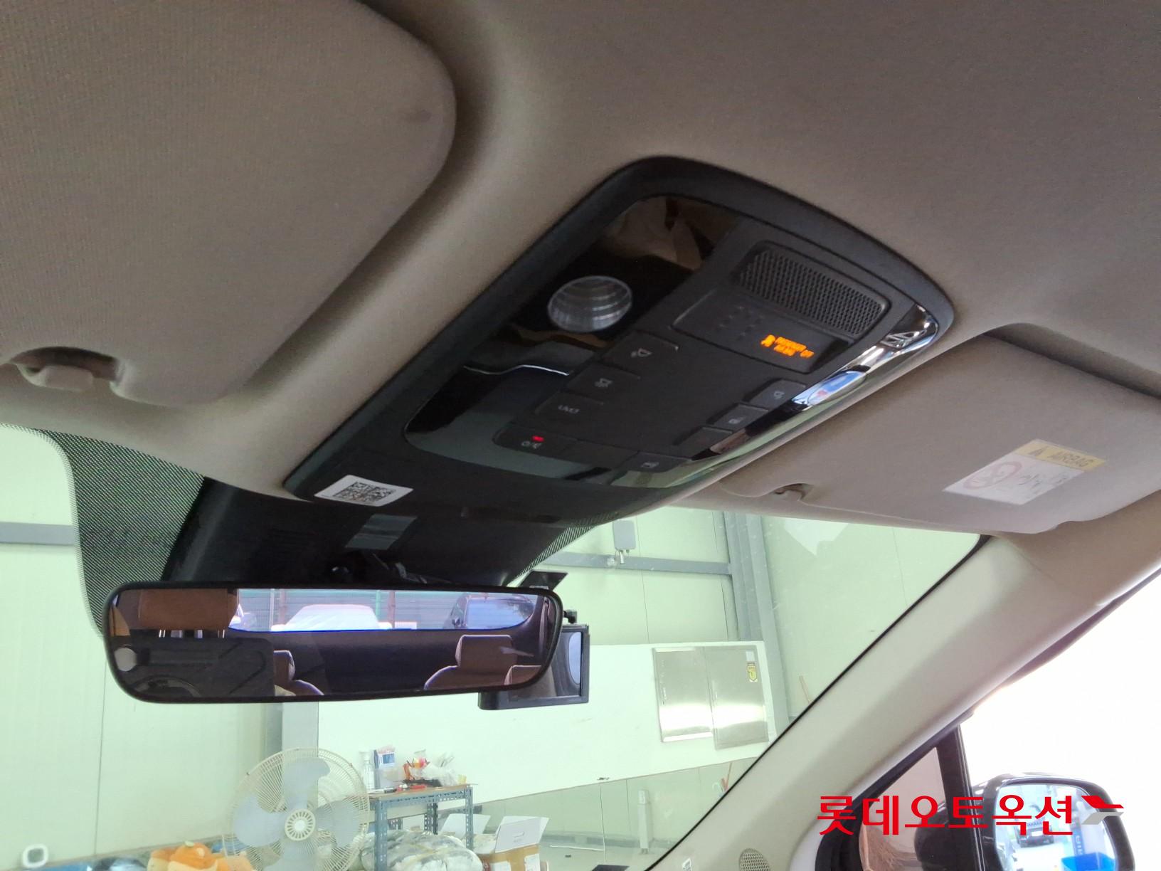 2021 - kia carnival