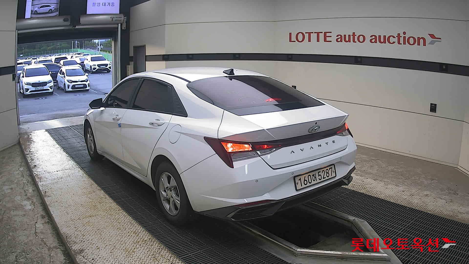 2021 - hyundai avante