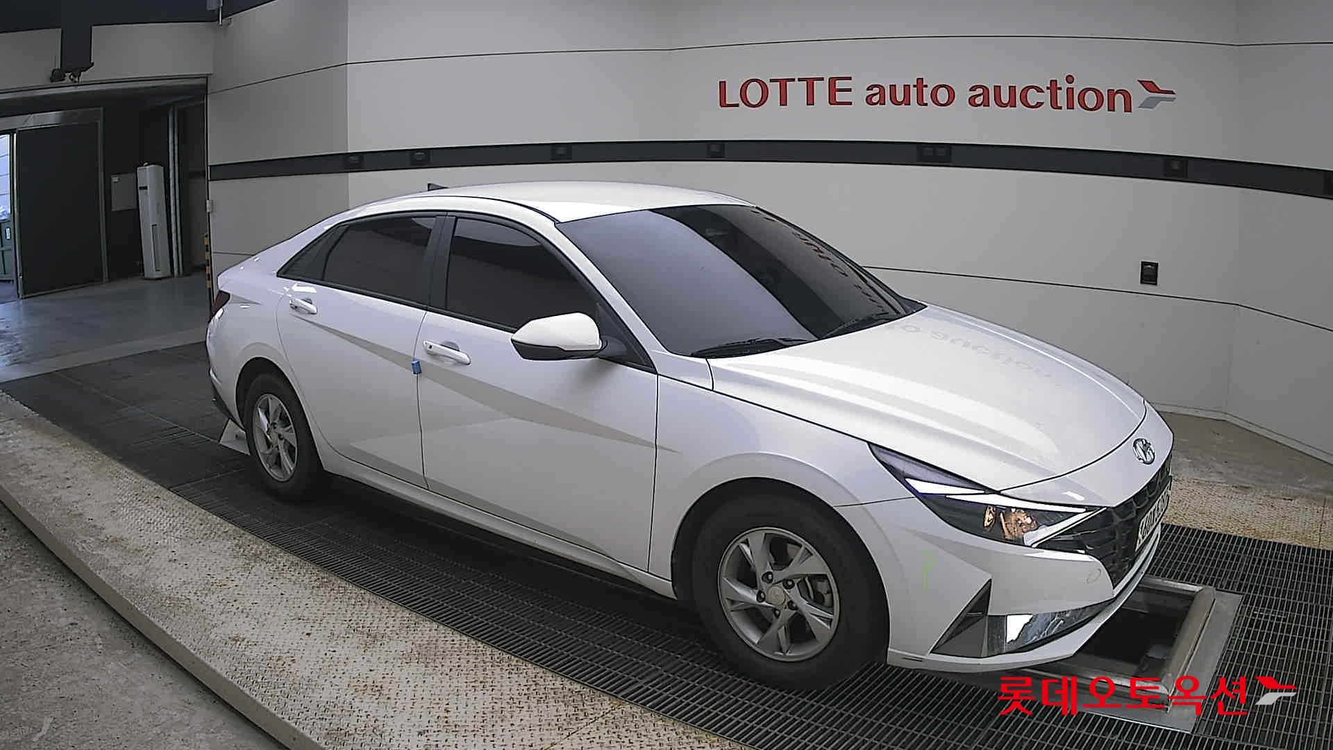 2021 - hyundai avante