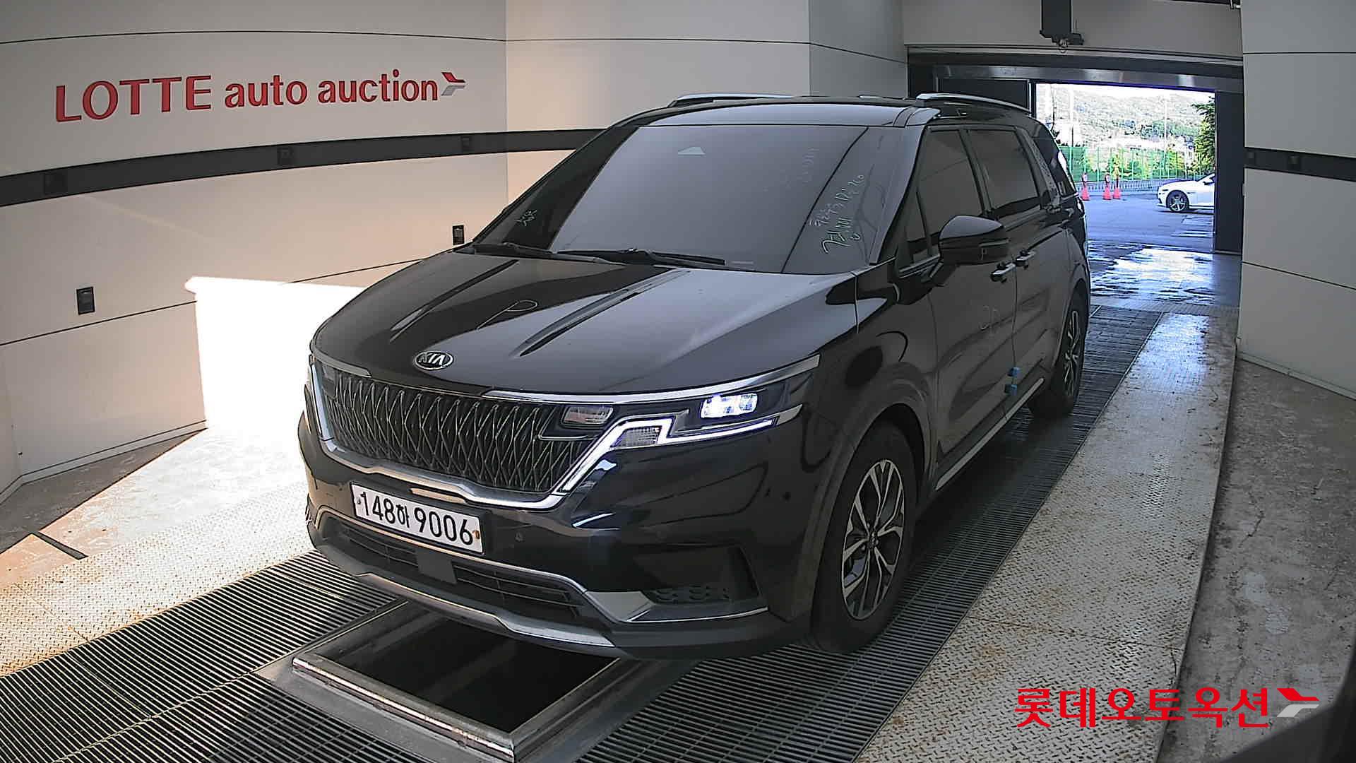 2021 - kia carnival