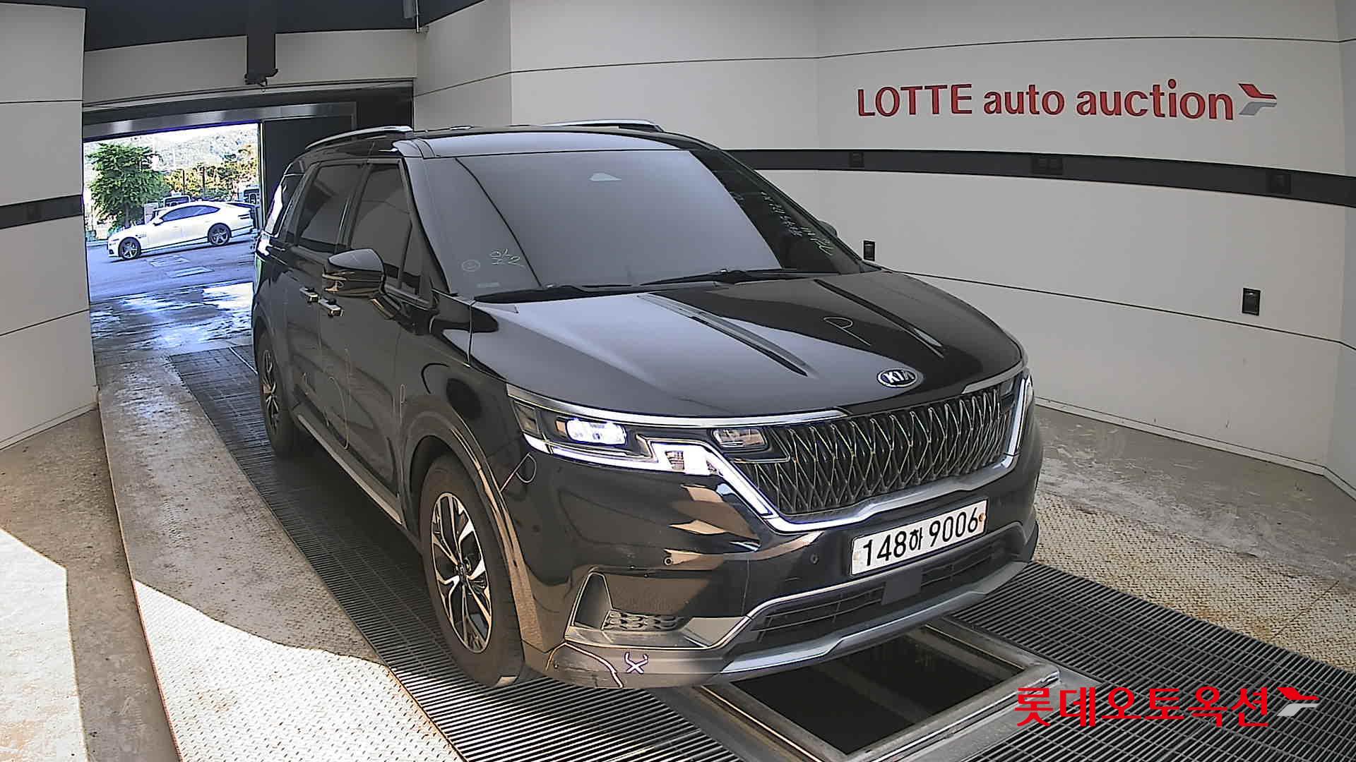 2021 - kia carnival