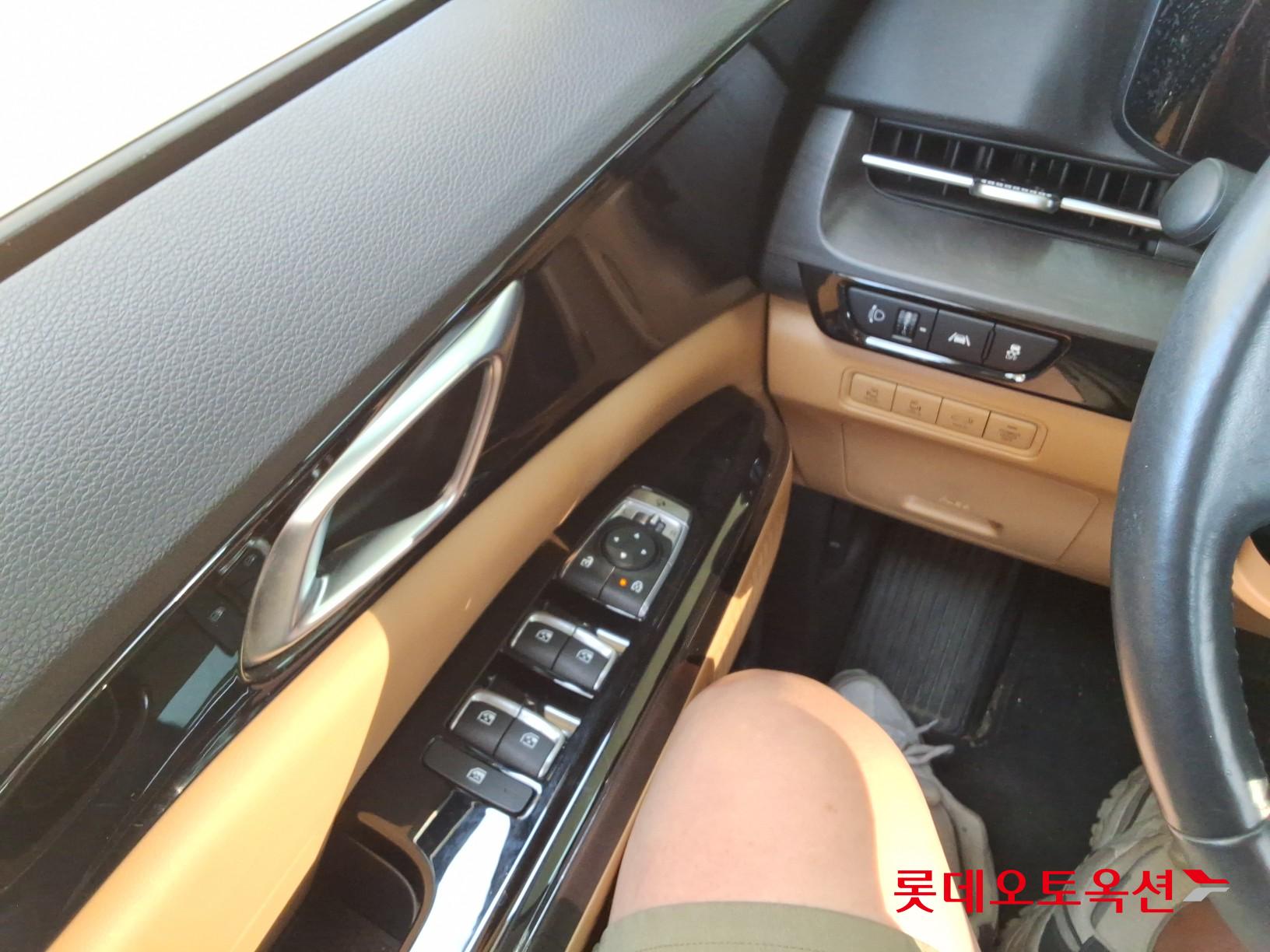 2021 - kia carnival