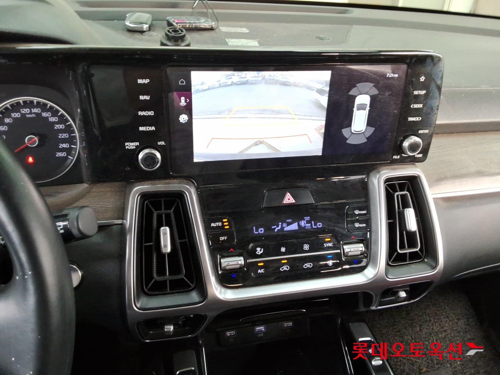 2022 - kia sorento