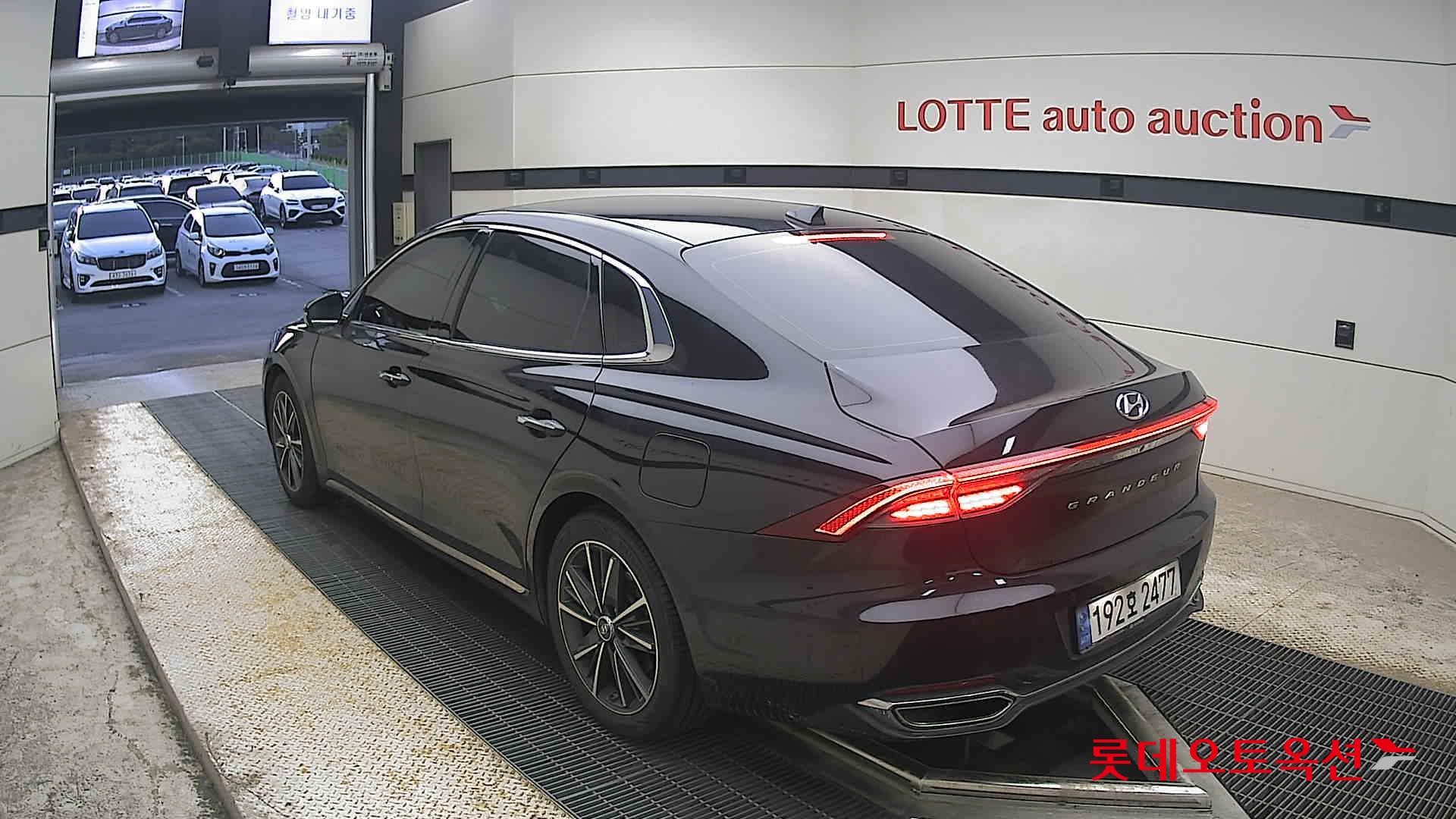 2022 - hyundai grandeur