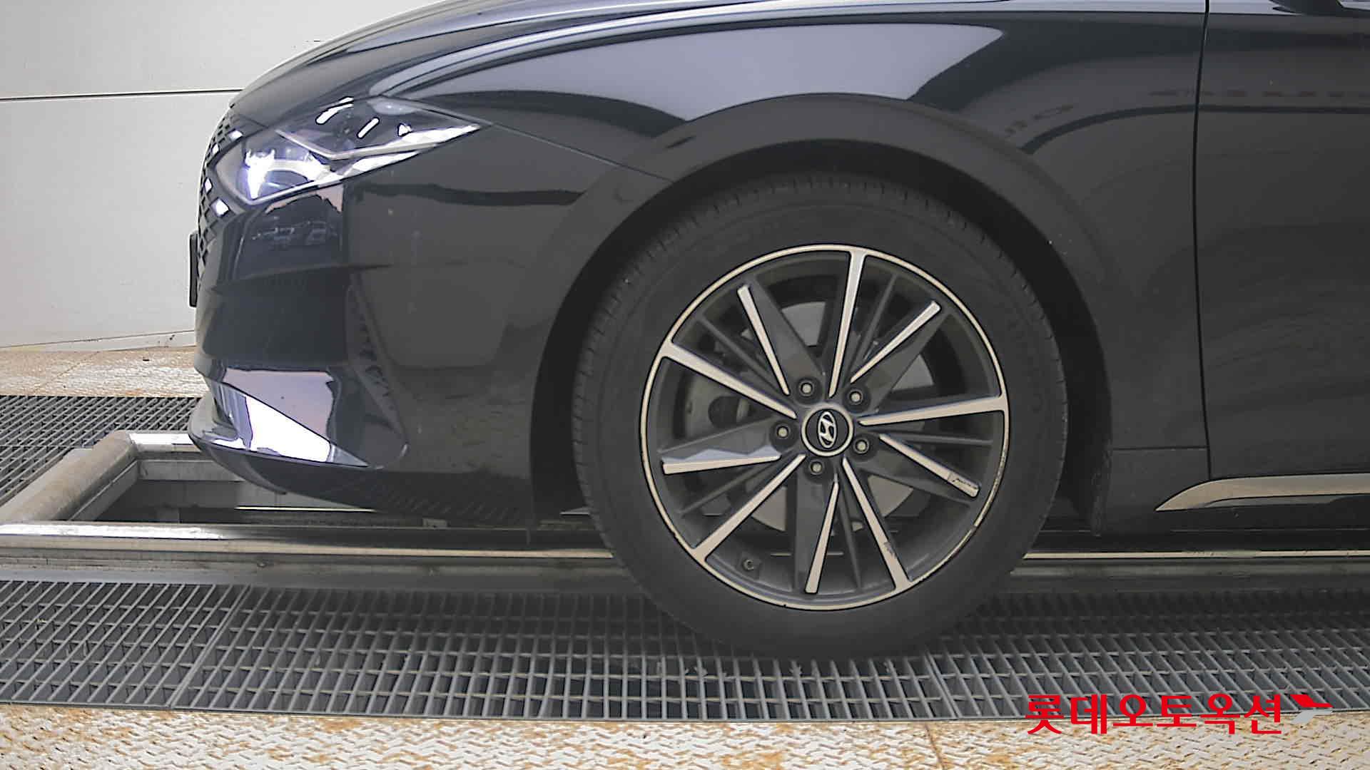2022 - hyundai grandeur