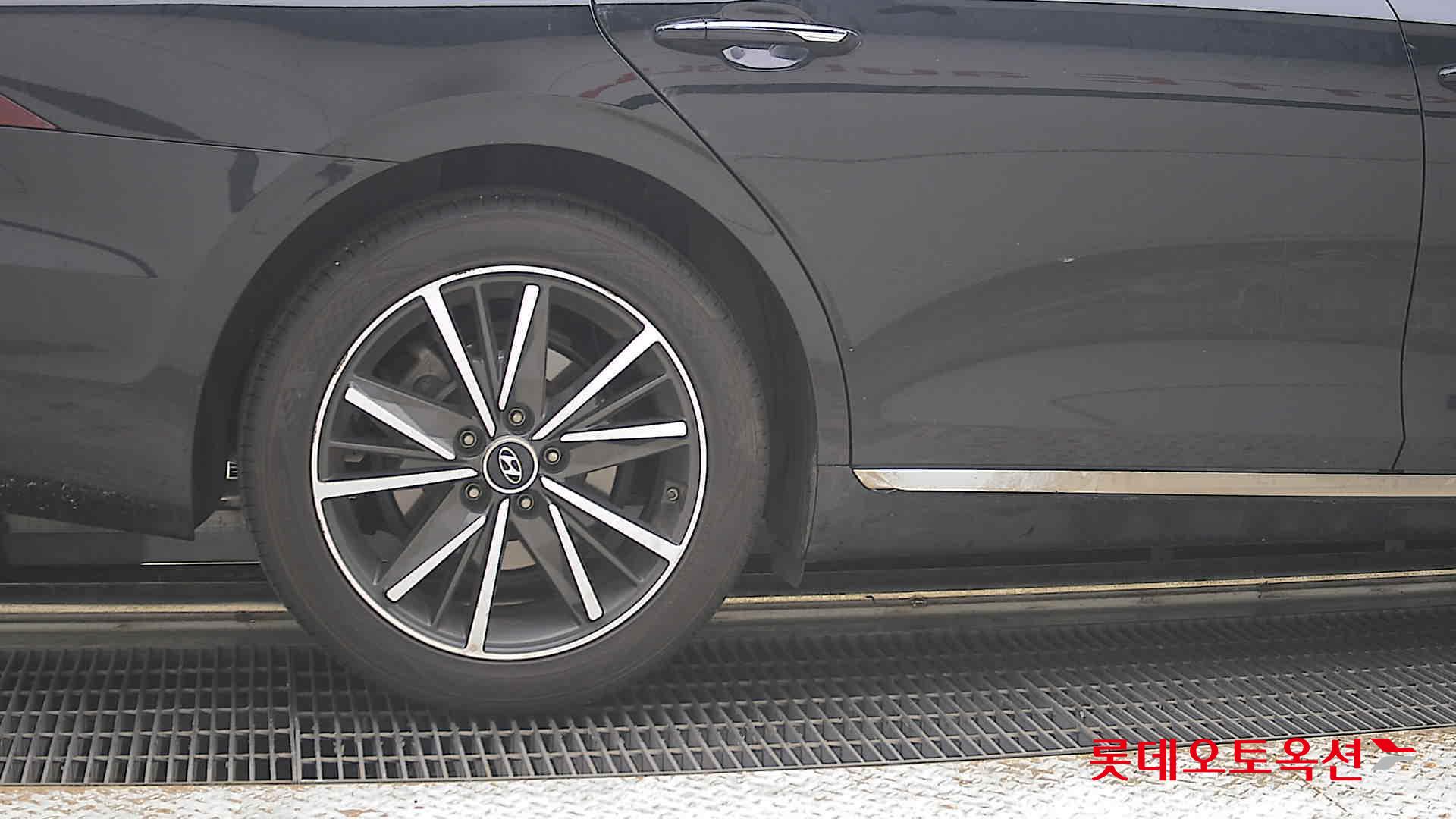 2022 - hyundai grandeur
