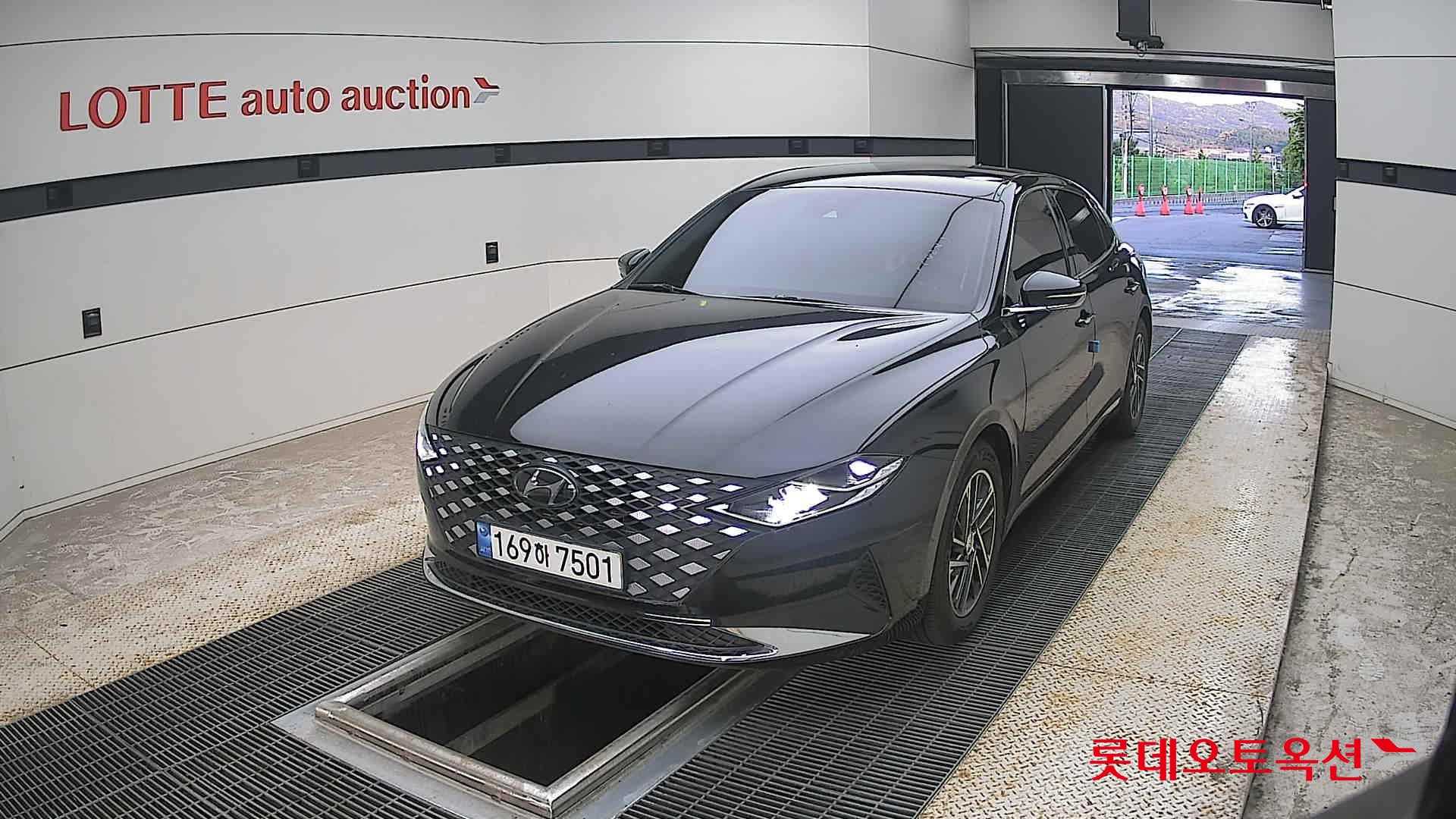 2022 - hyundai grandeur