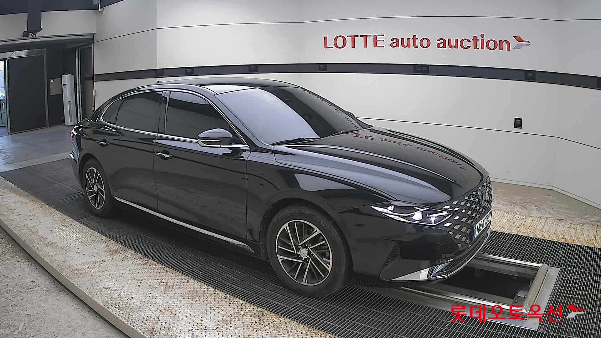 2022 - hyundai grandeur