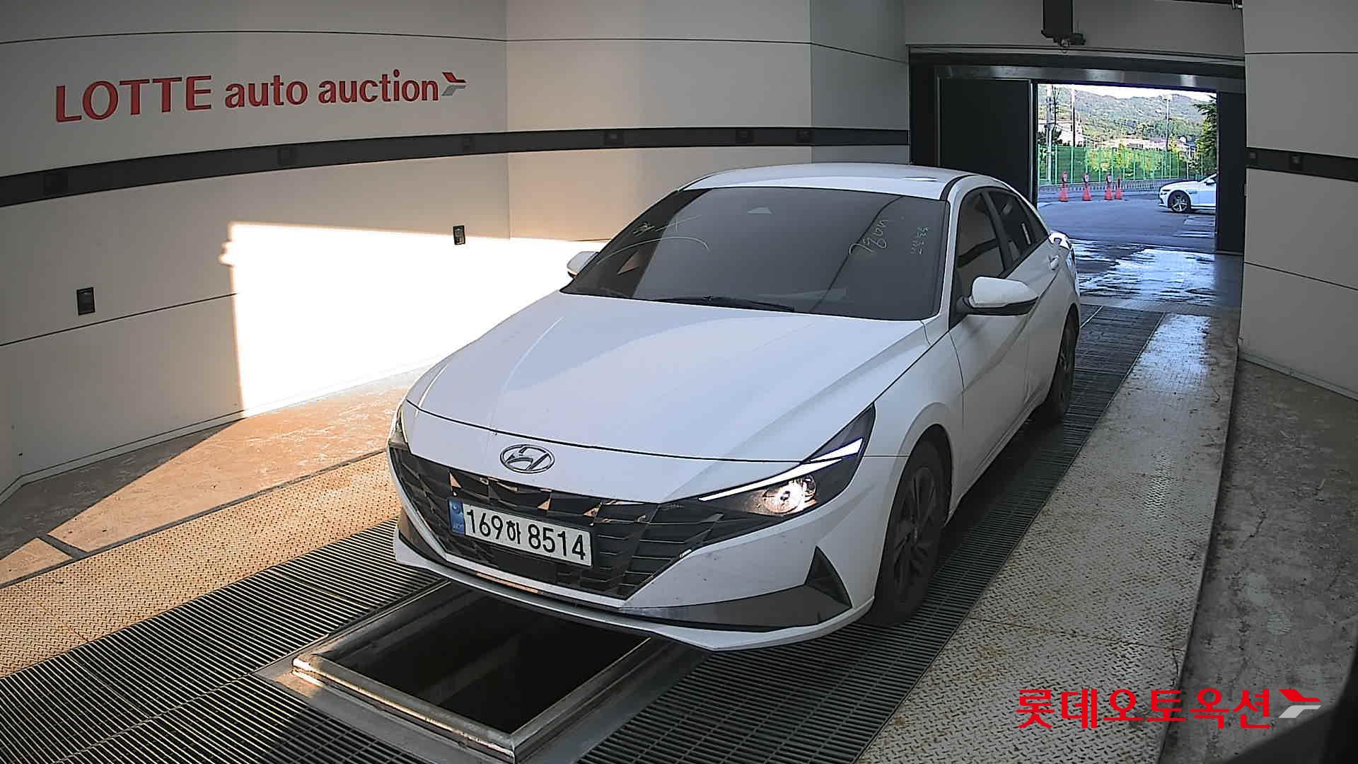 2023 - hyundai avante