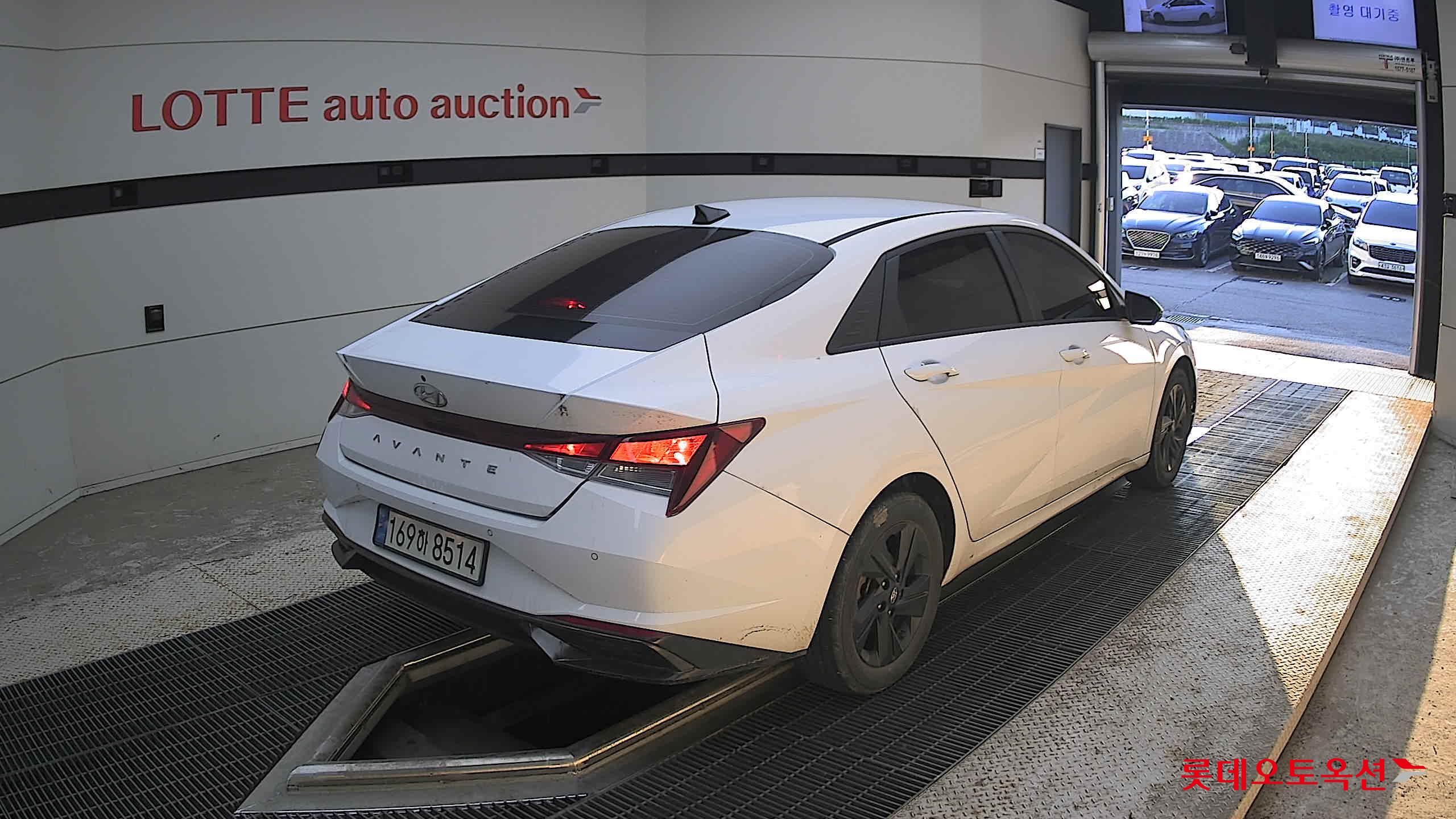 2023 - hyundai avante