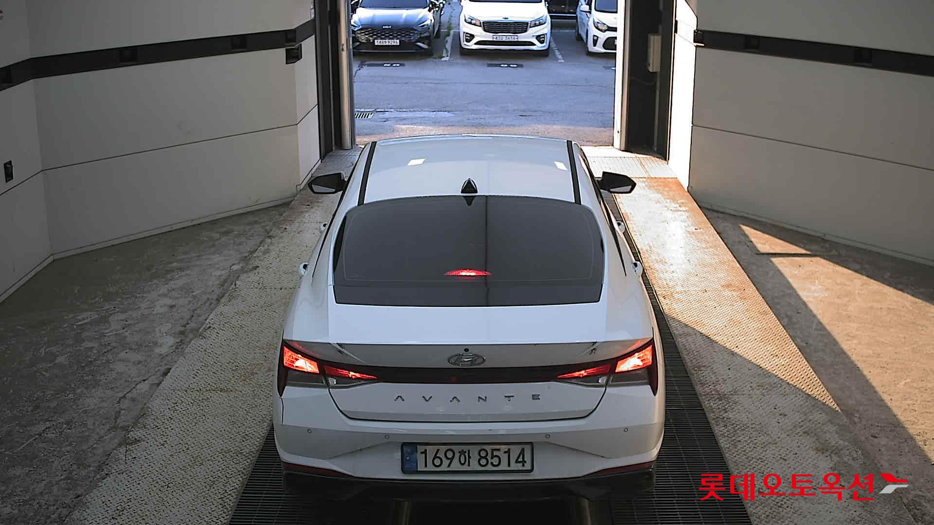 2023 - hyundai avante