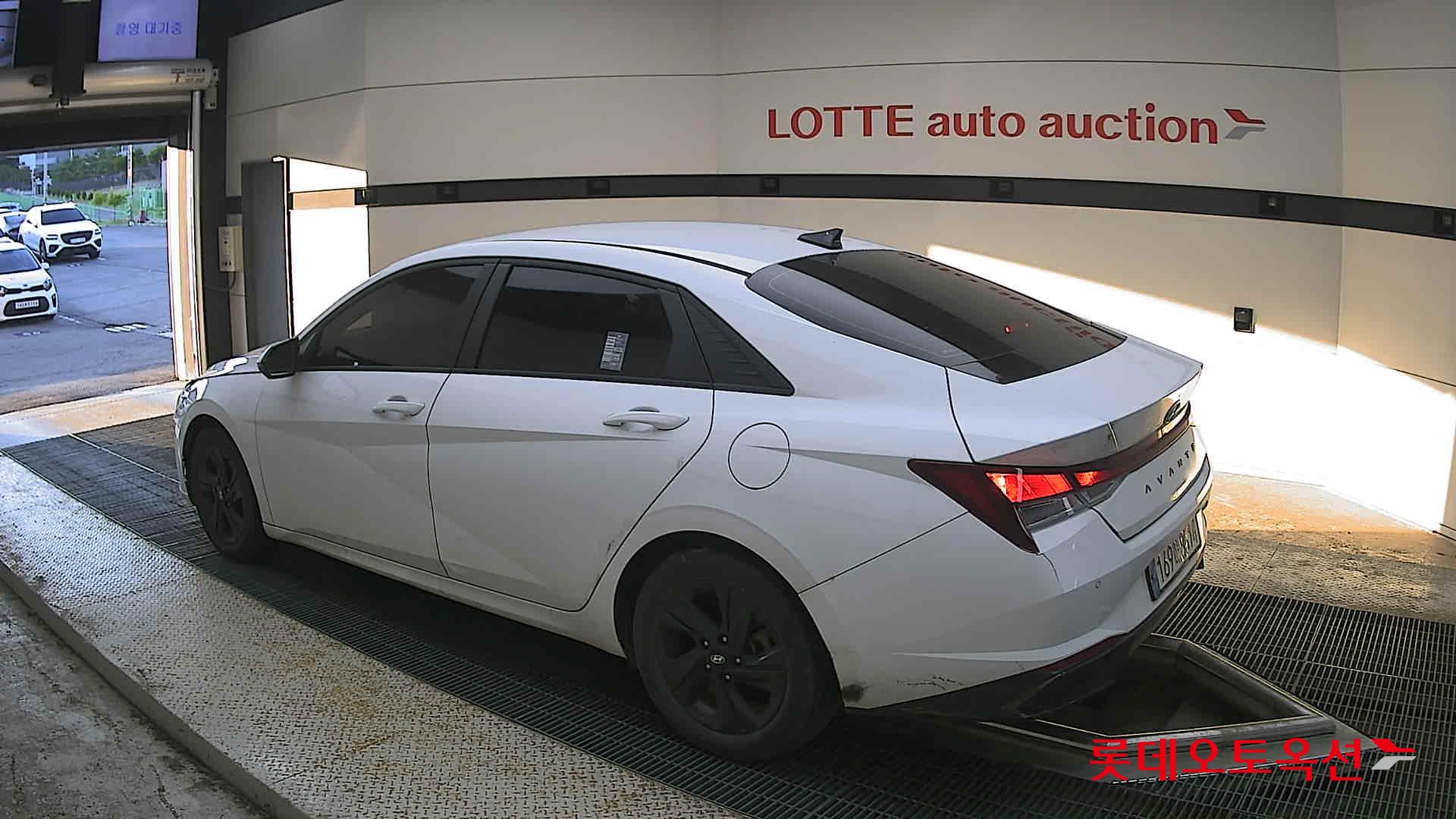 2023 - hyundai avante