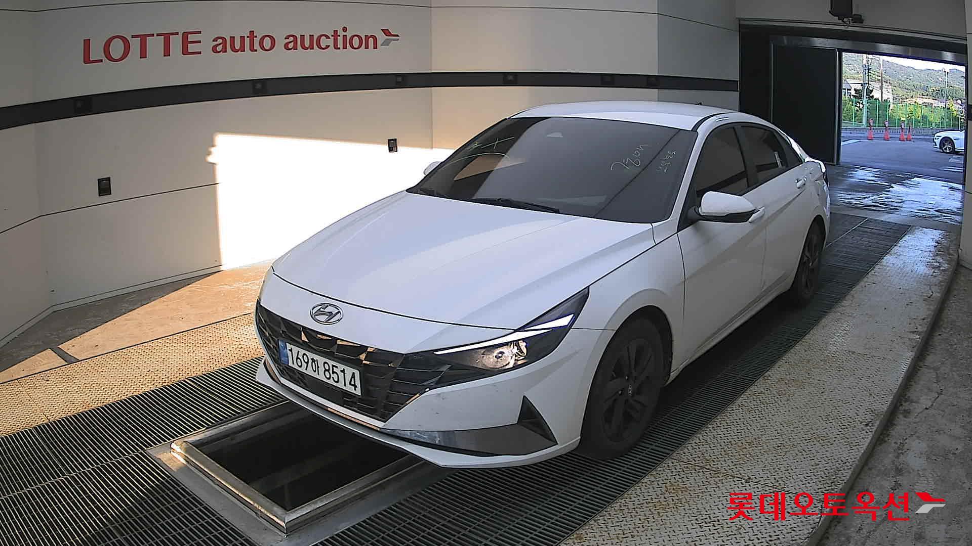 2023 - hyundai avante