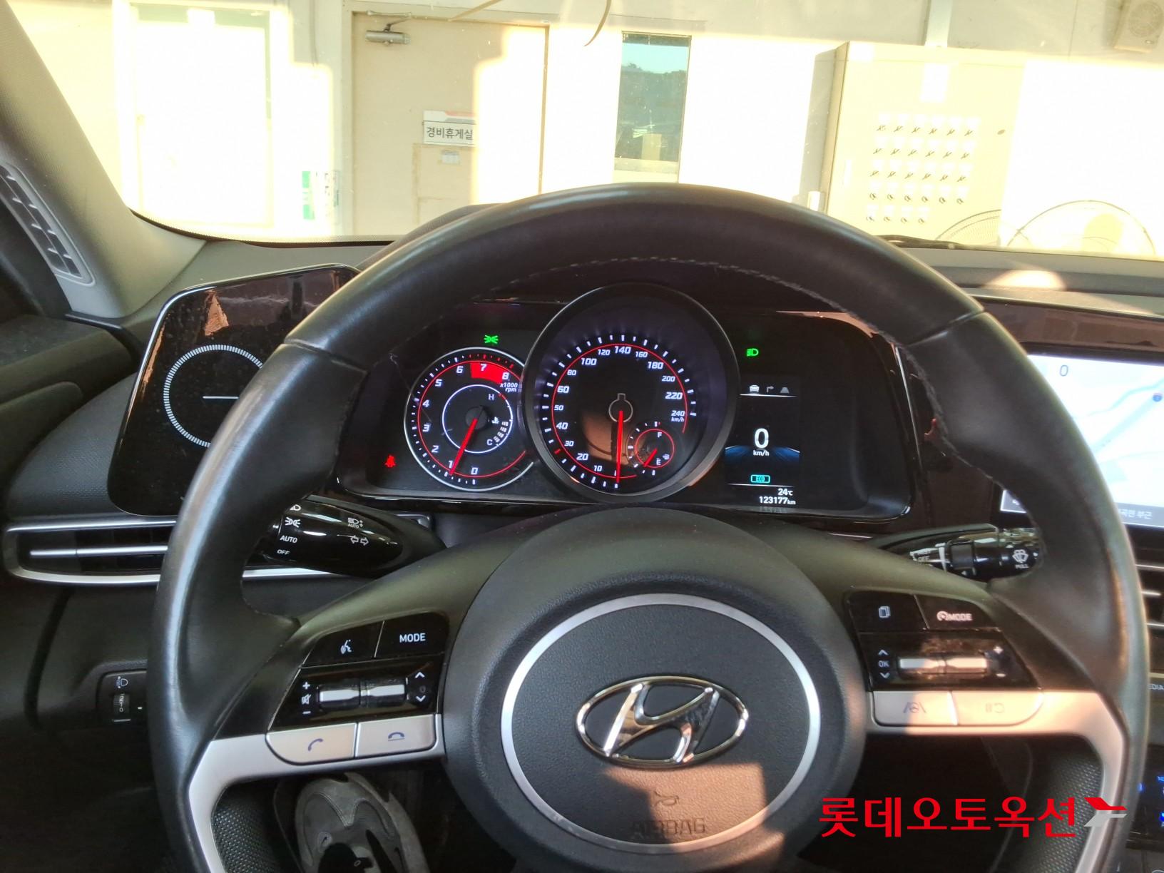 2023 - hyundai avante