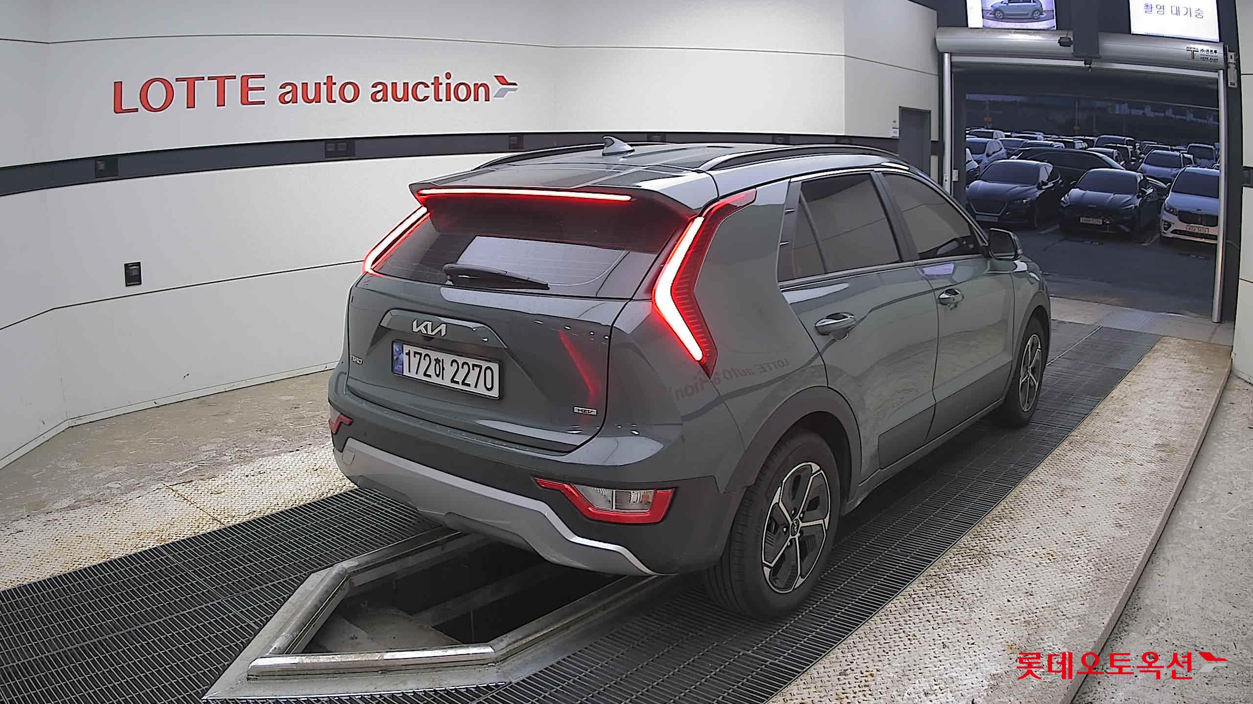 2022 - kia niro