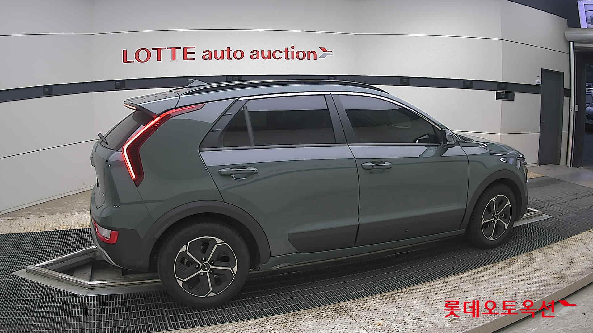 2022 - kia niro