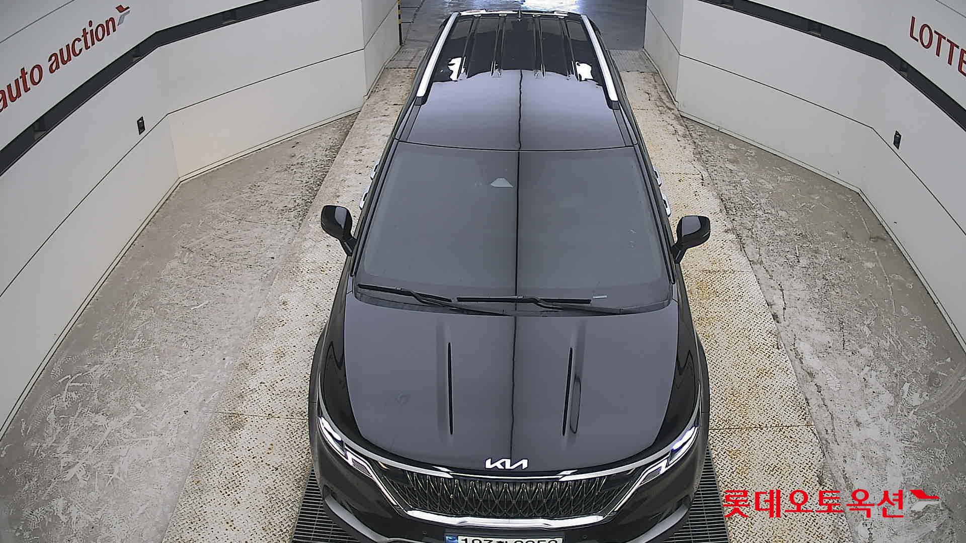 2023 - kia carnival