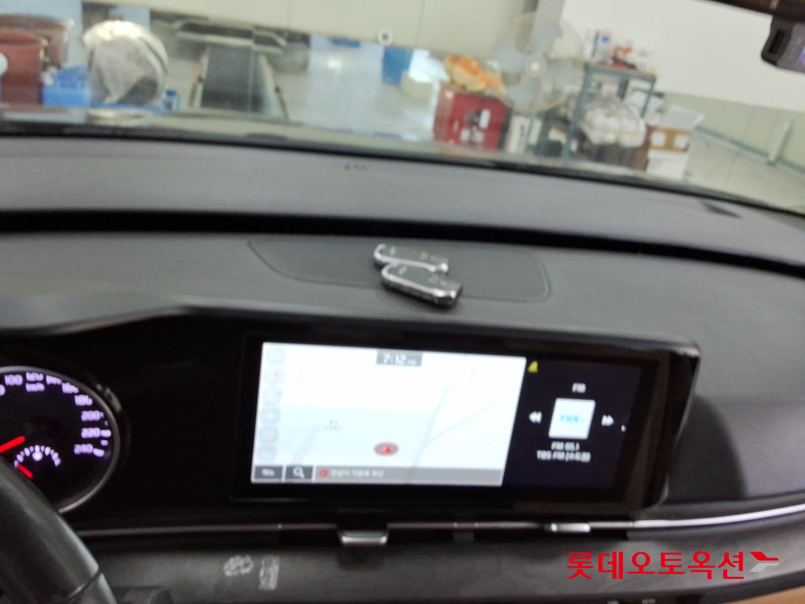 2023 - kia carnival
