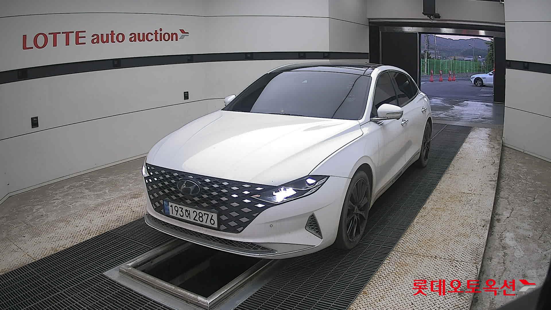 2022 - hyundai grandeur