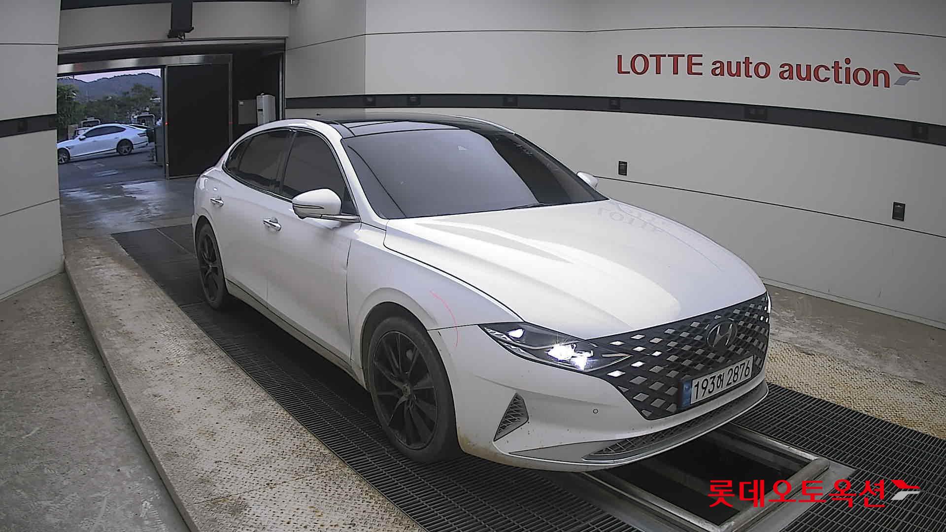 2022 - hyundai grandeur