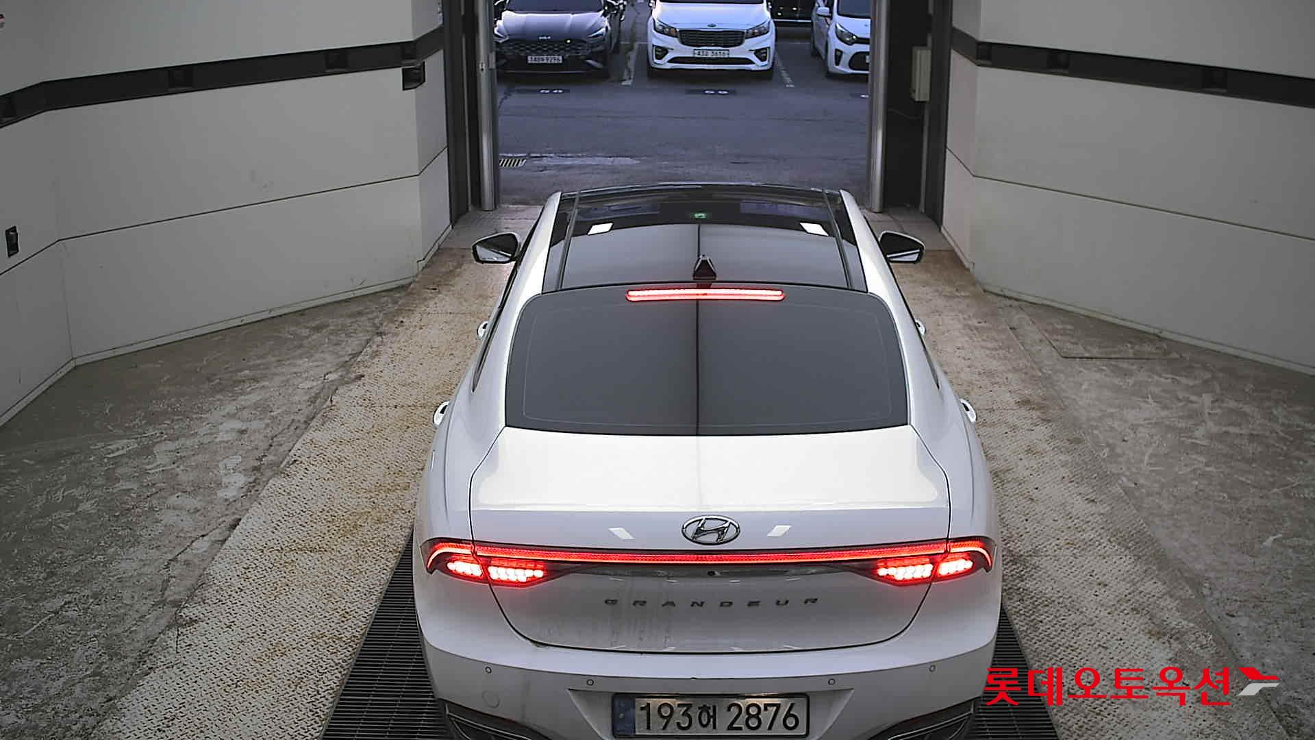 2022 - hyundai grandeur