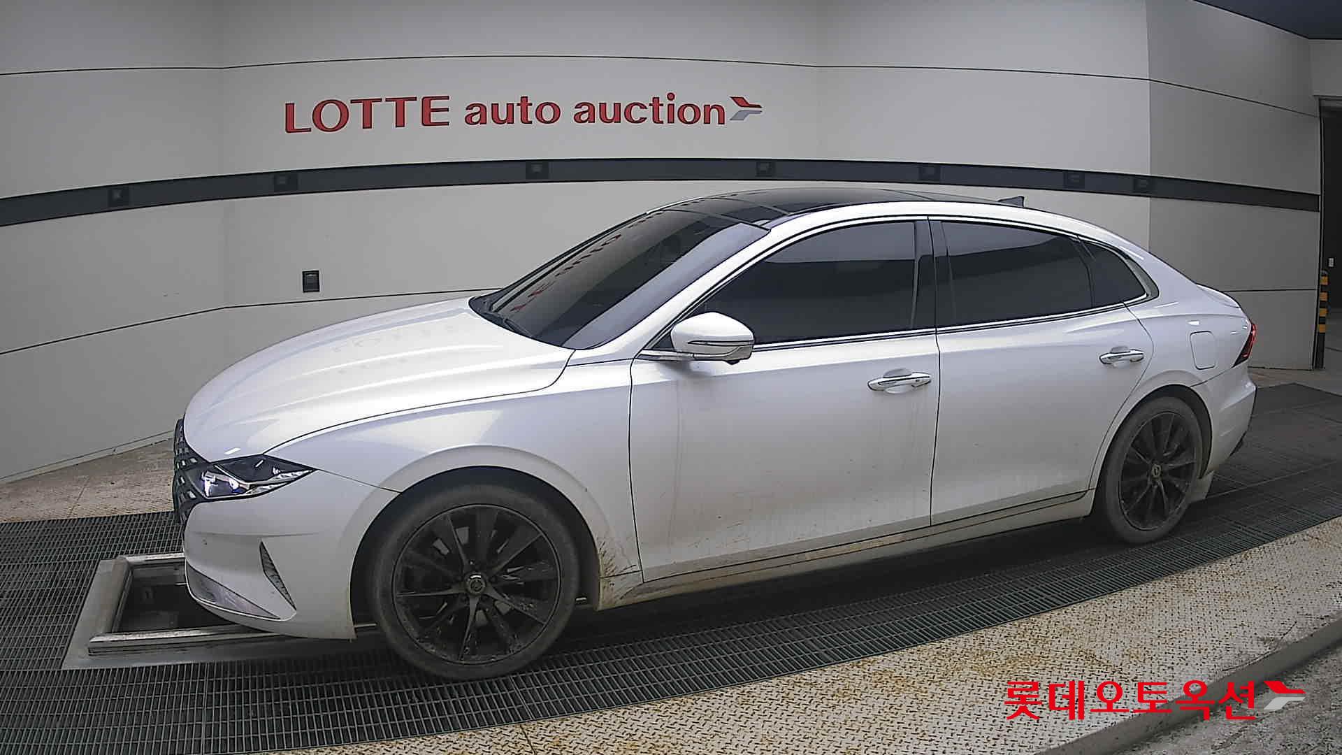 2022 - hyundai grandeur