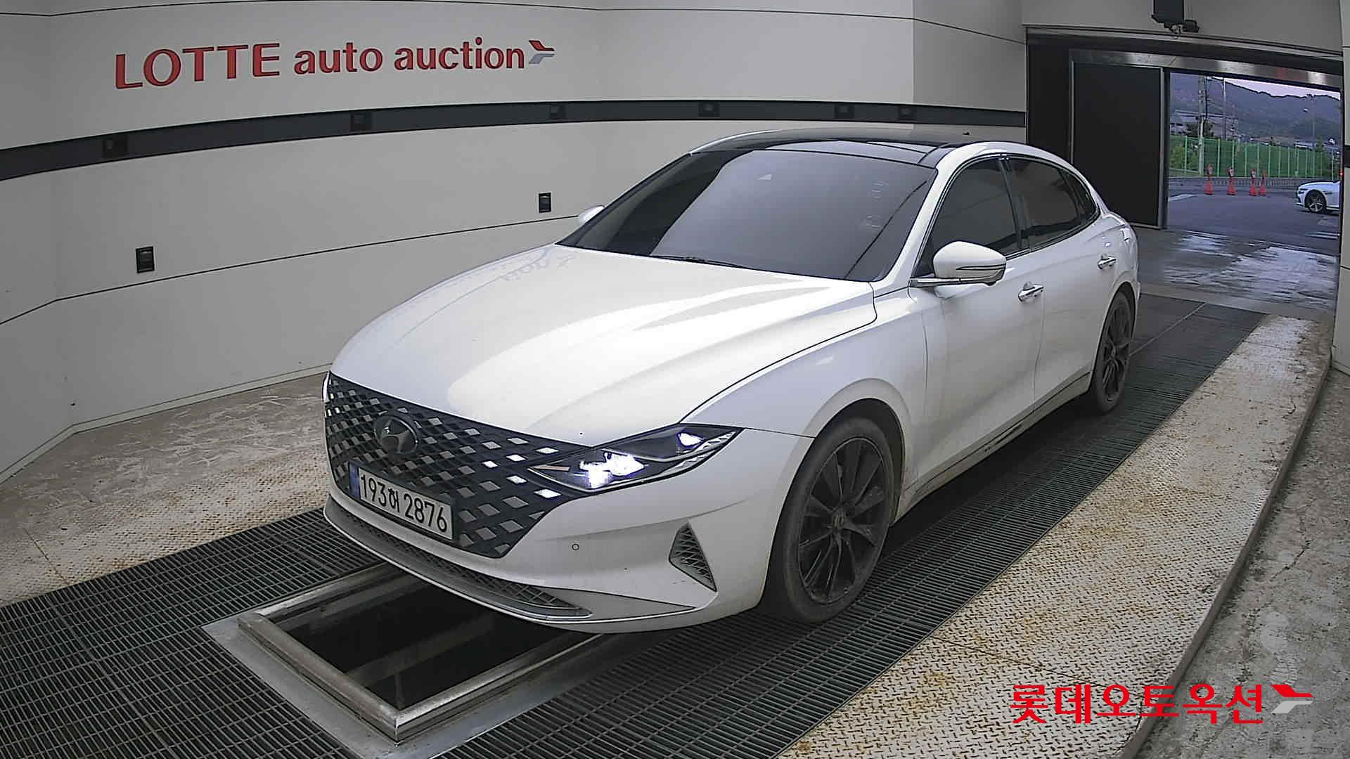 2022 - hyundai grandeur