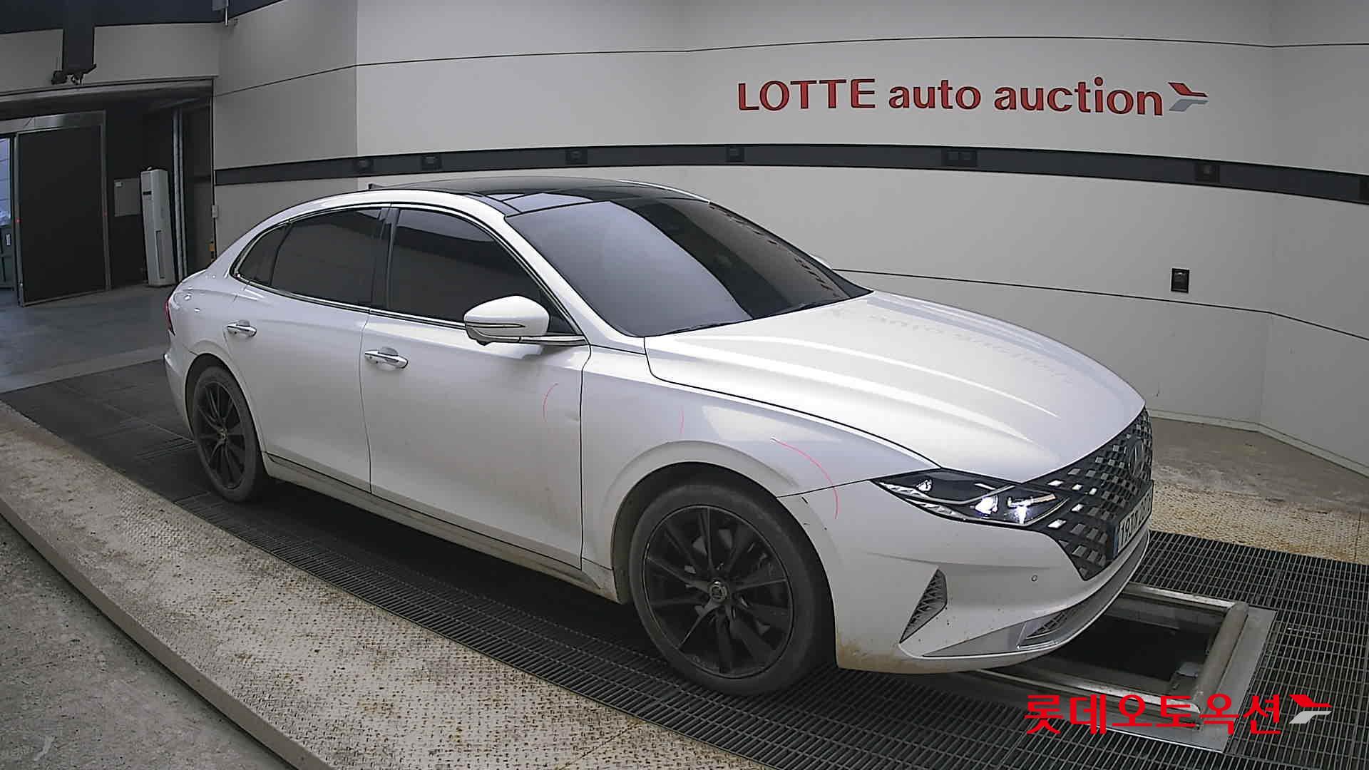 2022 - hyundai grandeur
