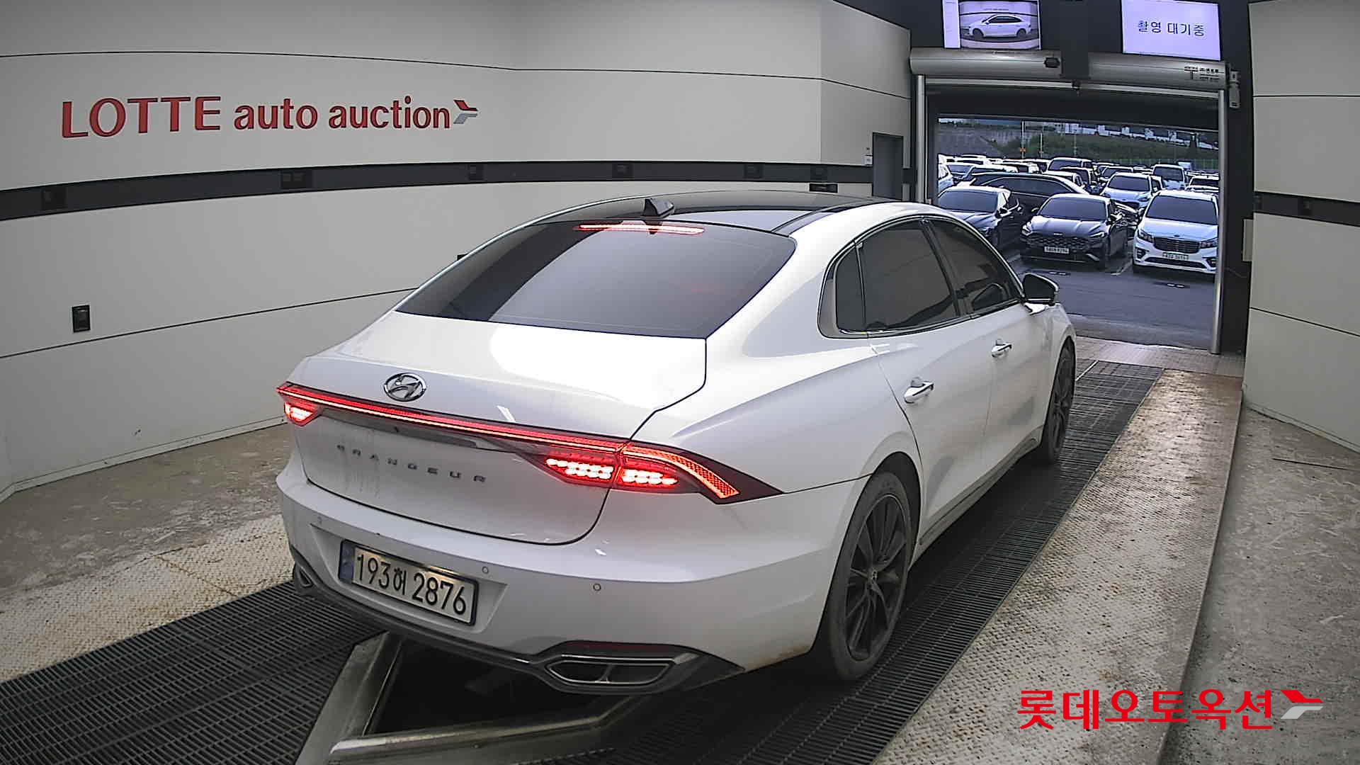 2022 - hyundai grandeur