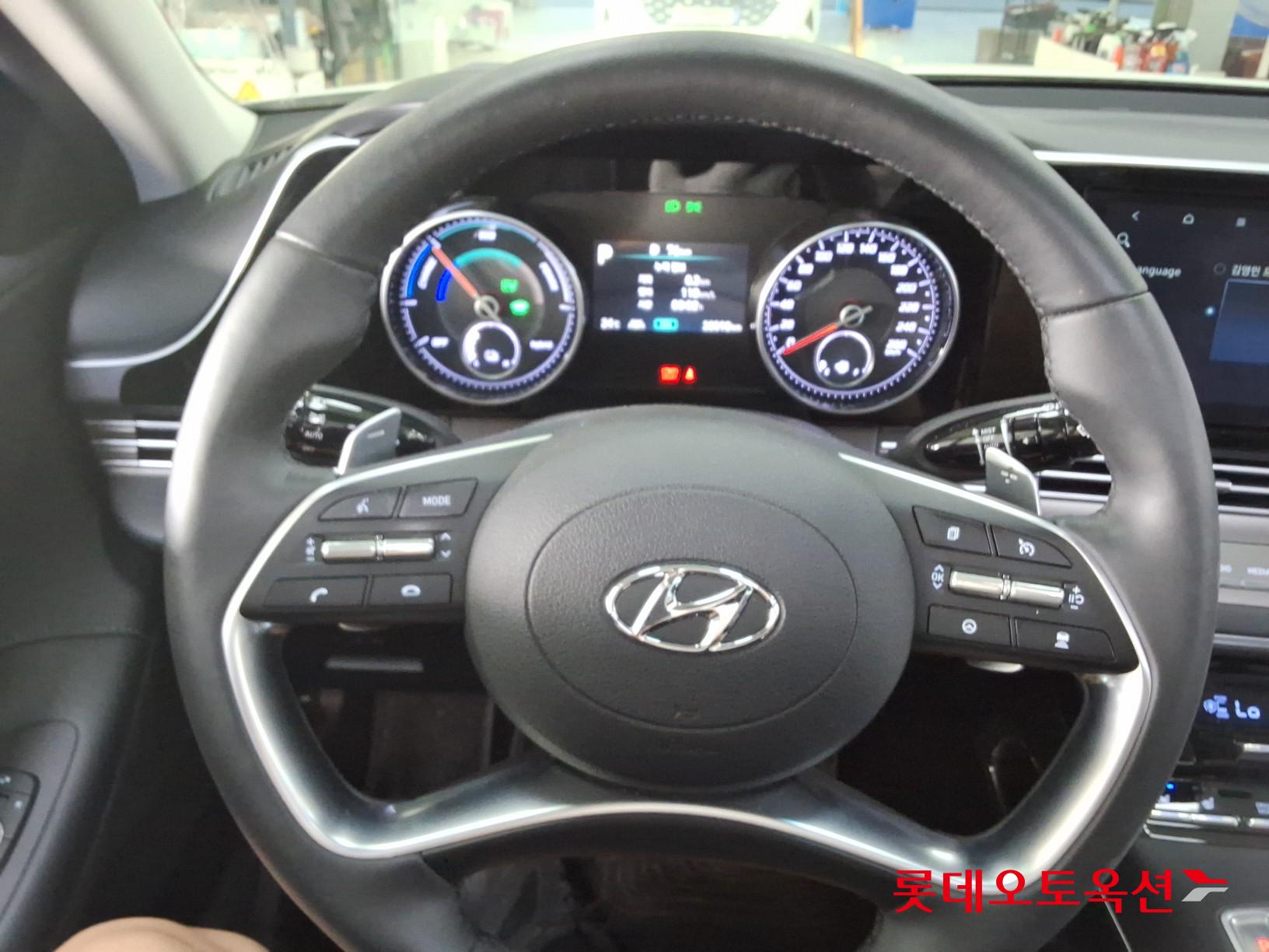 2022 - hyundai grandeur