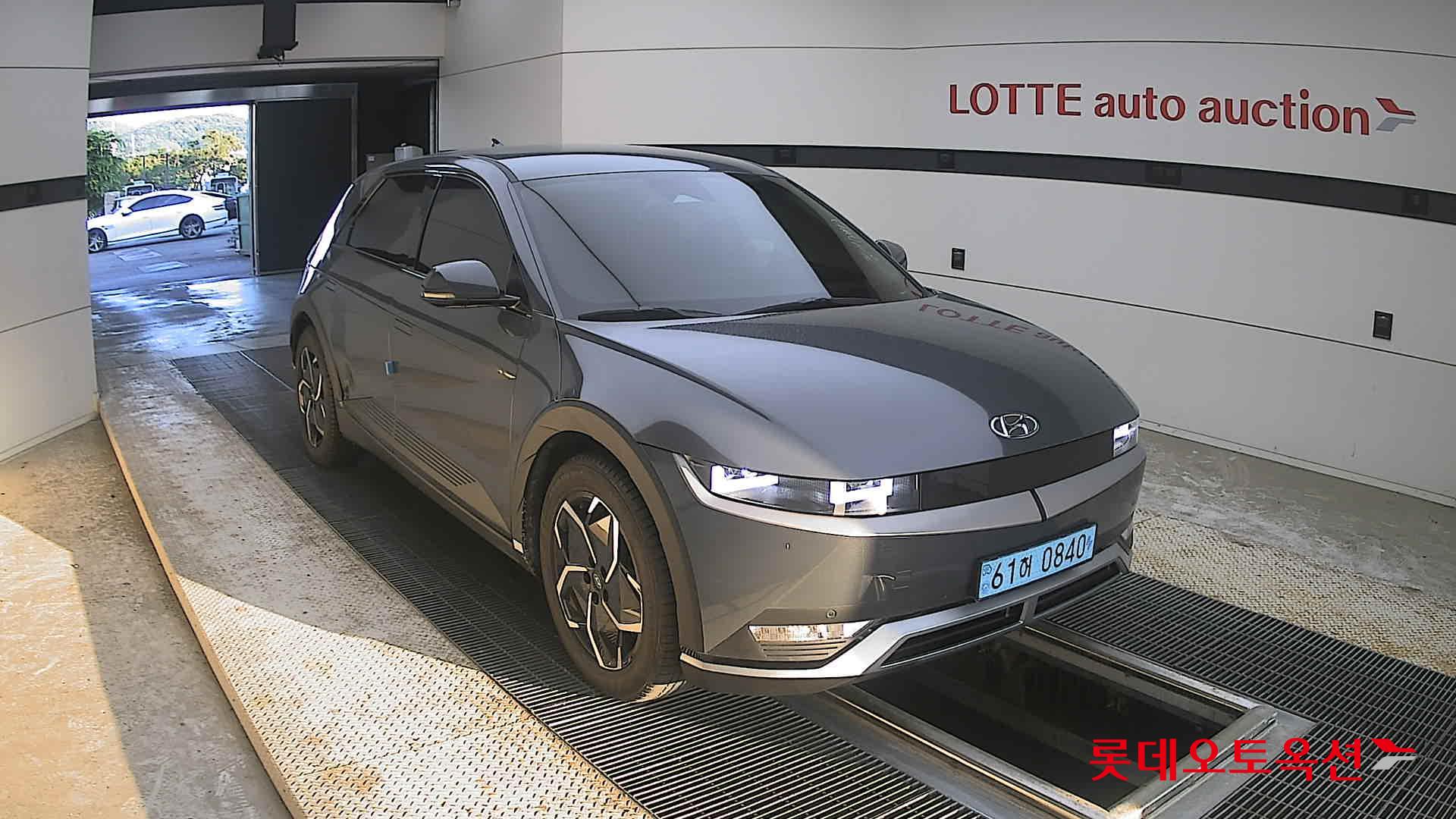 2023 - hyundai ioniq