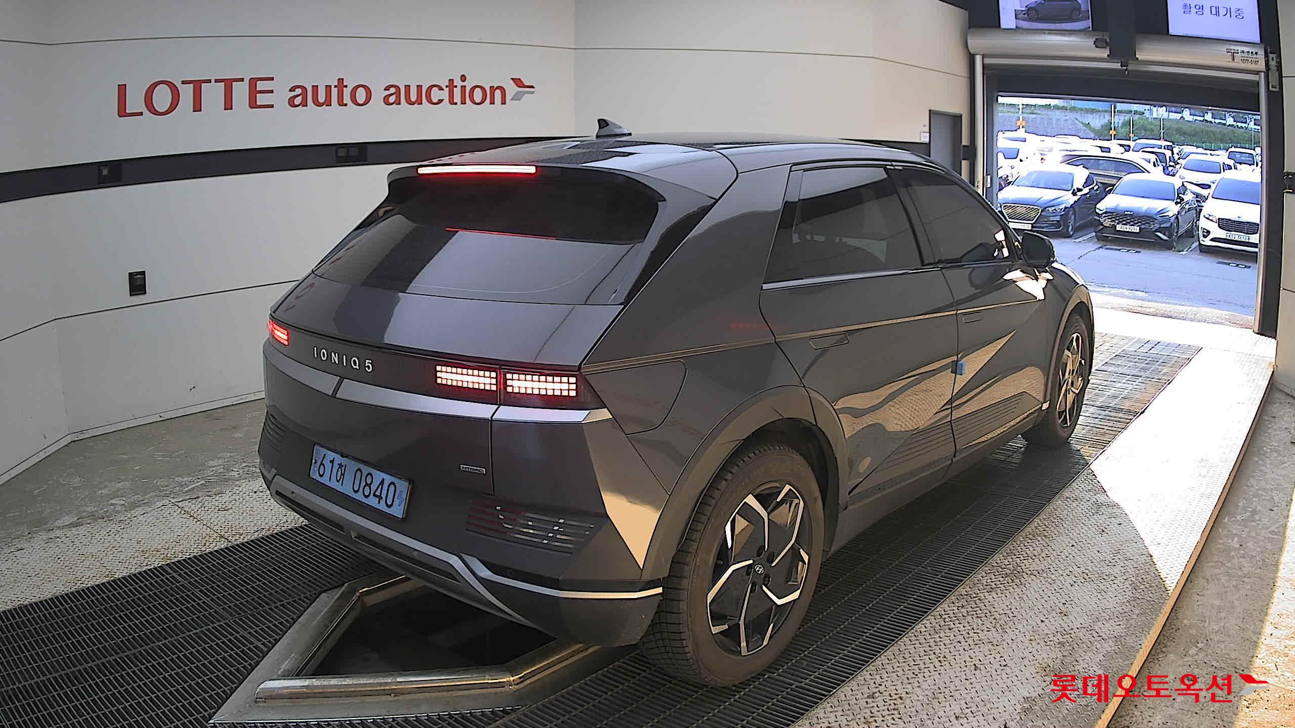 2023 - hyundai ioniq