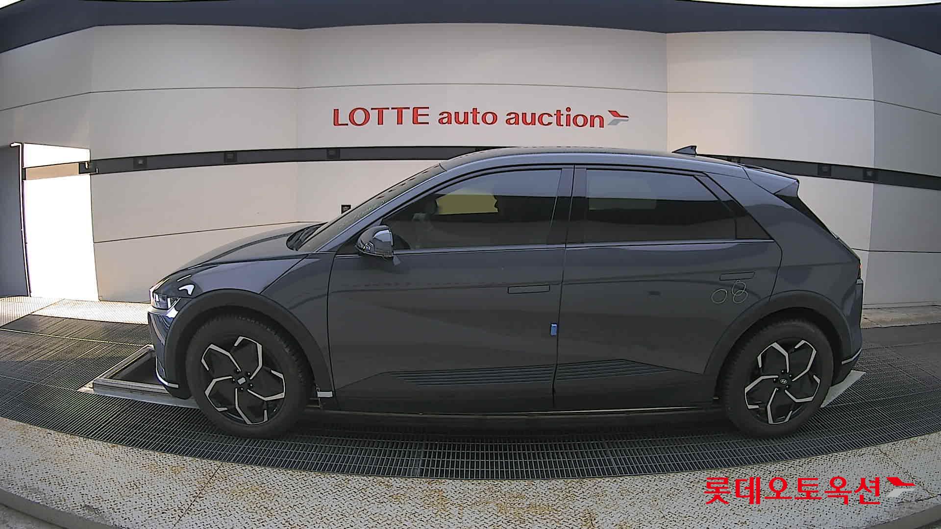 2023 - hyundai ioniq