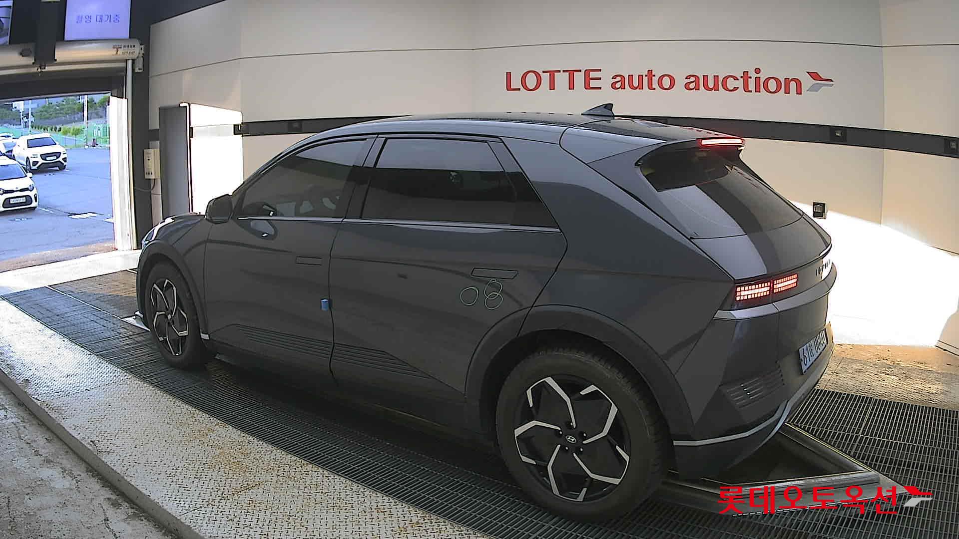 2023 - hyundai ioniq