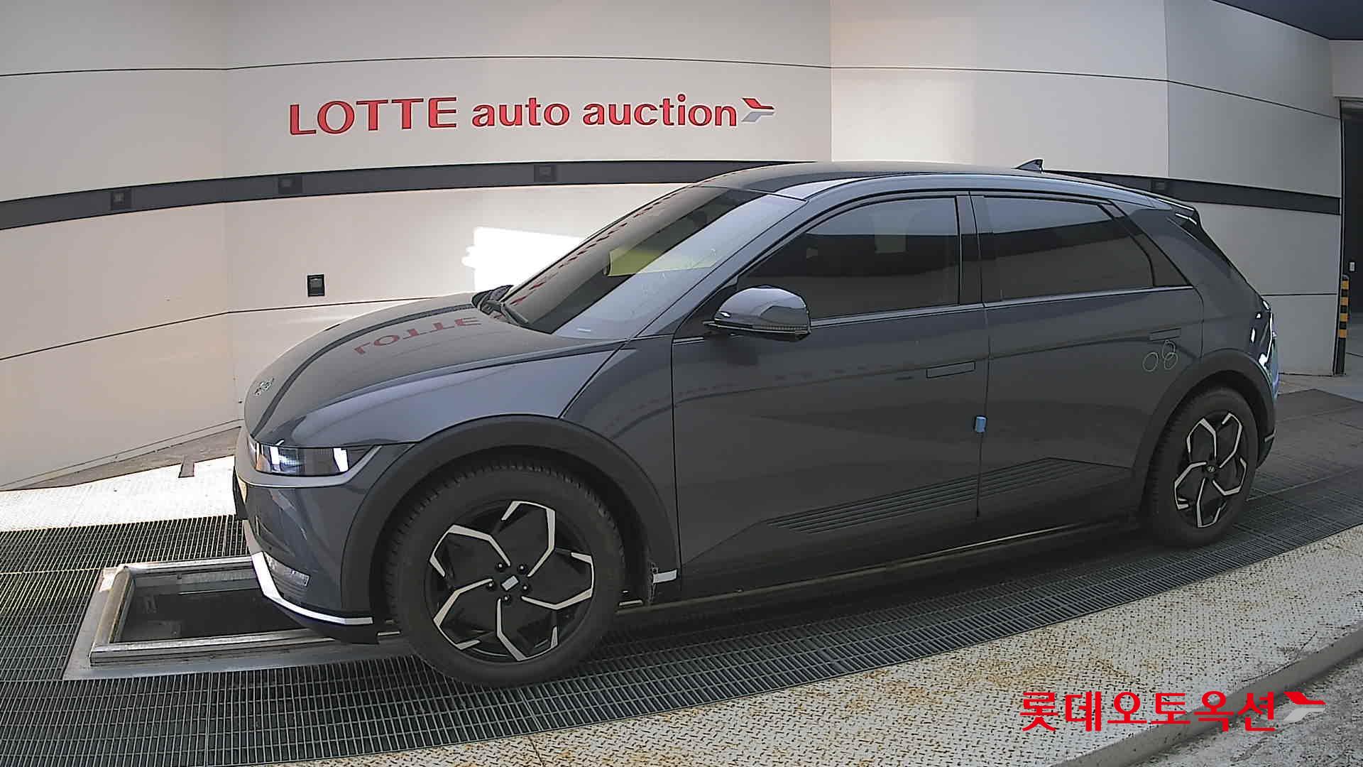 2023 - hyundai ioniq