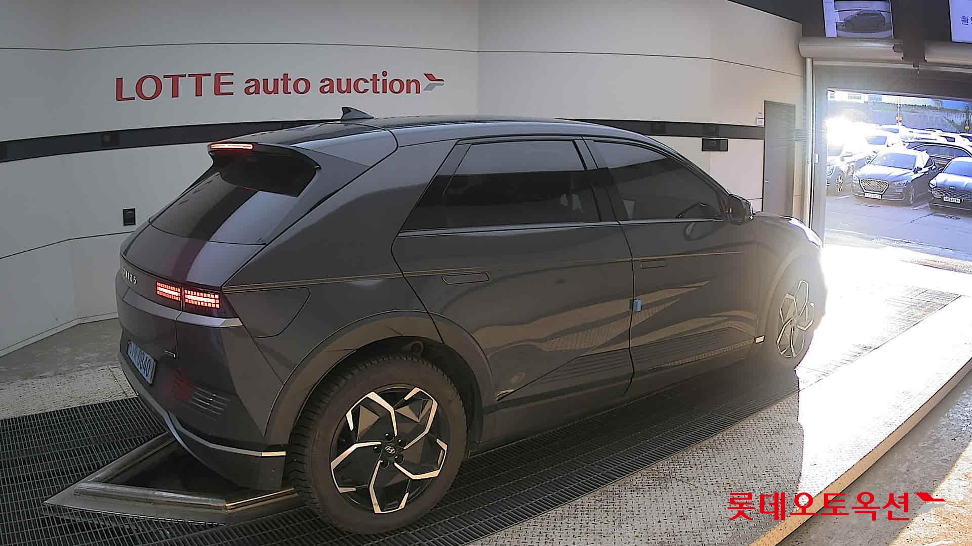 2023 - hyundai ioniq