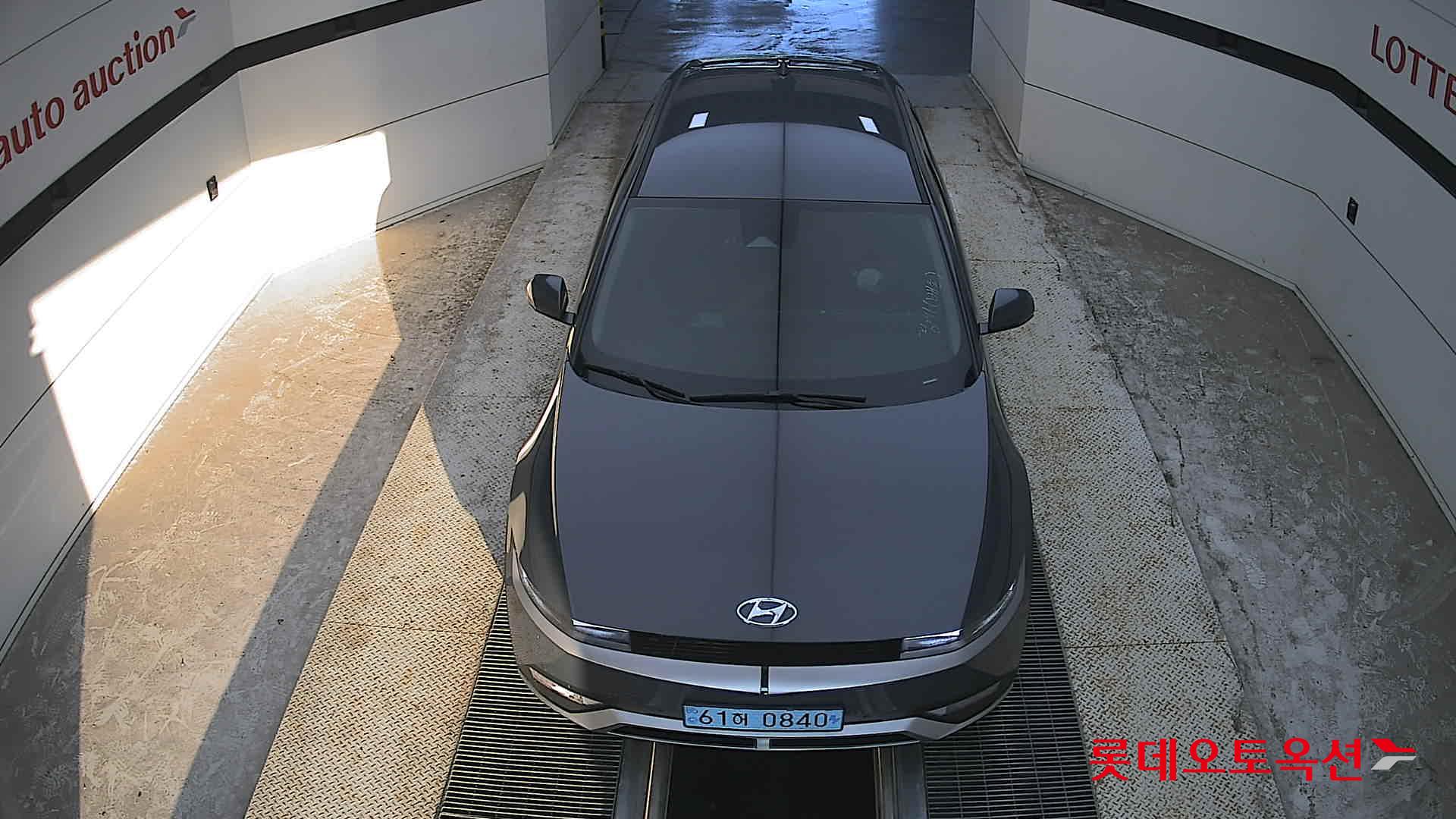 2023 - hyundai ioniq