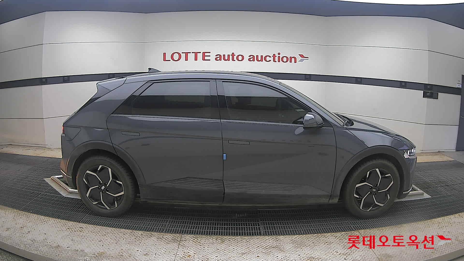 2023 - hyundai ioniq