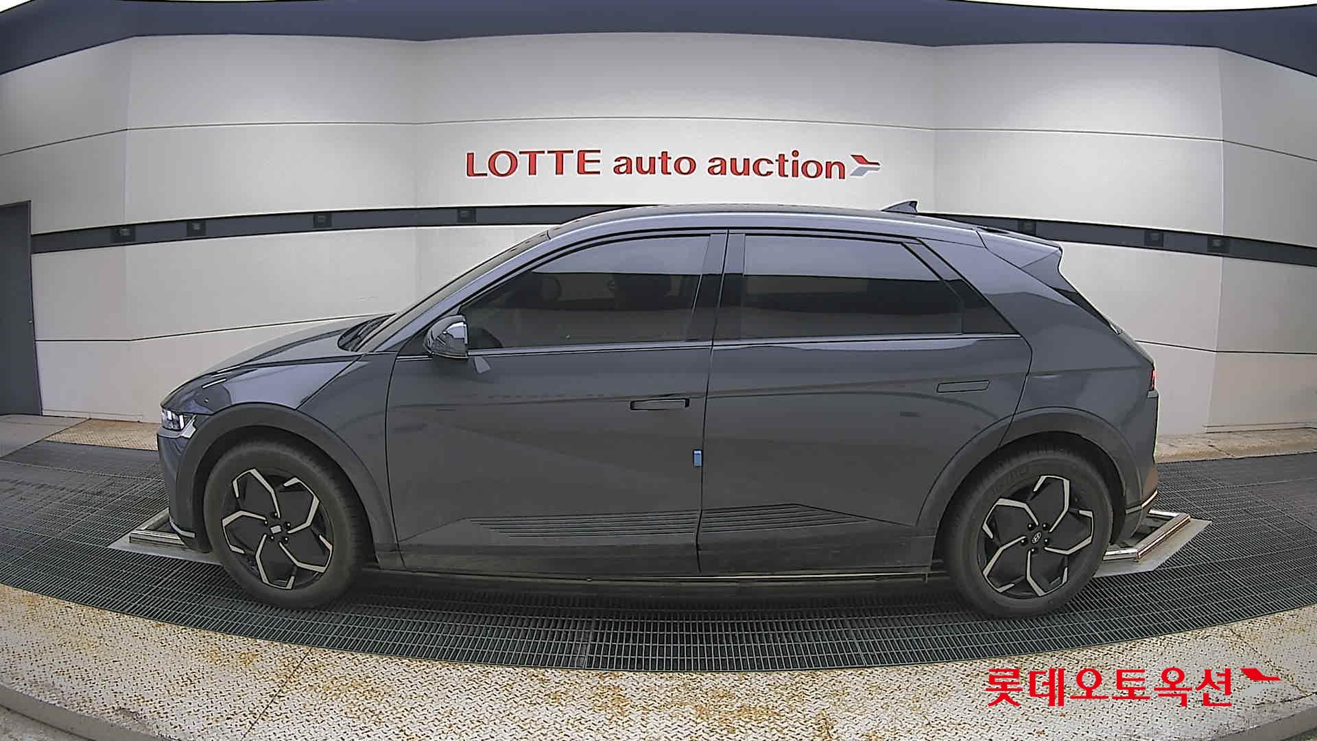 2023 - hyundai ioniq