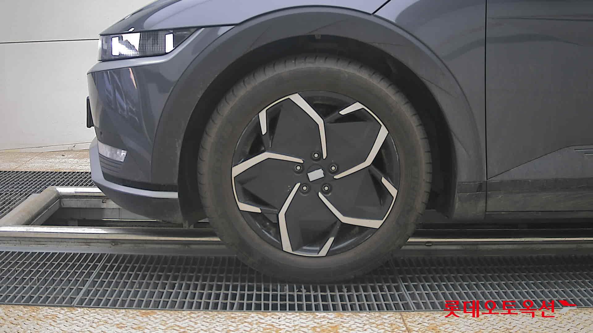 2023 - hyundai ioniq