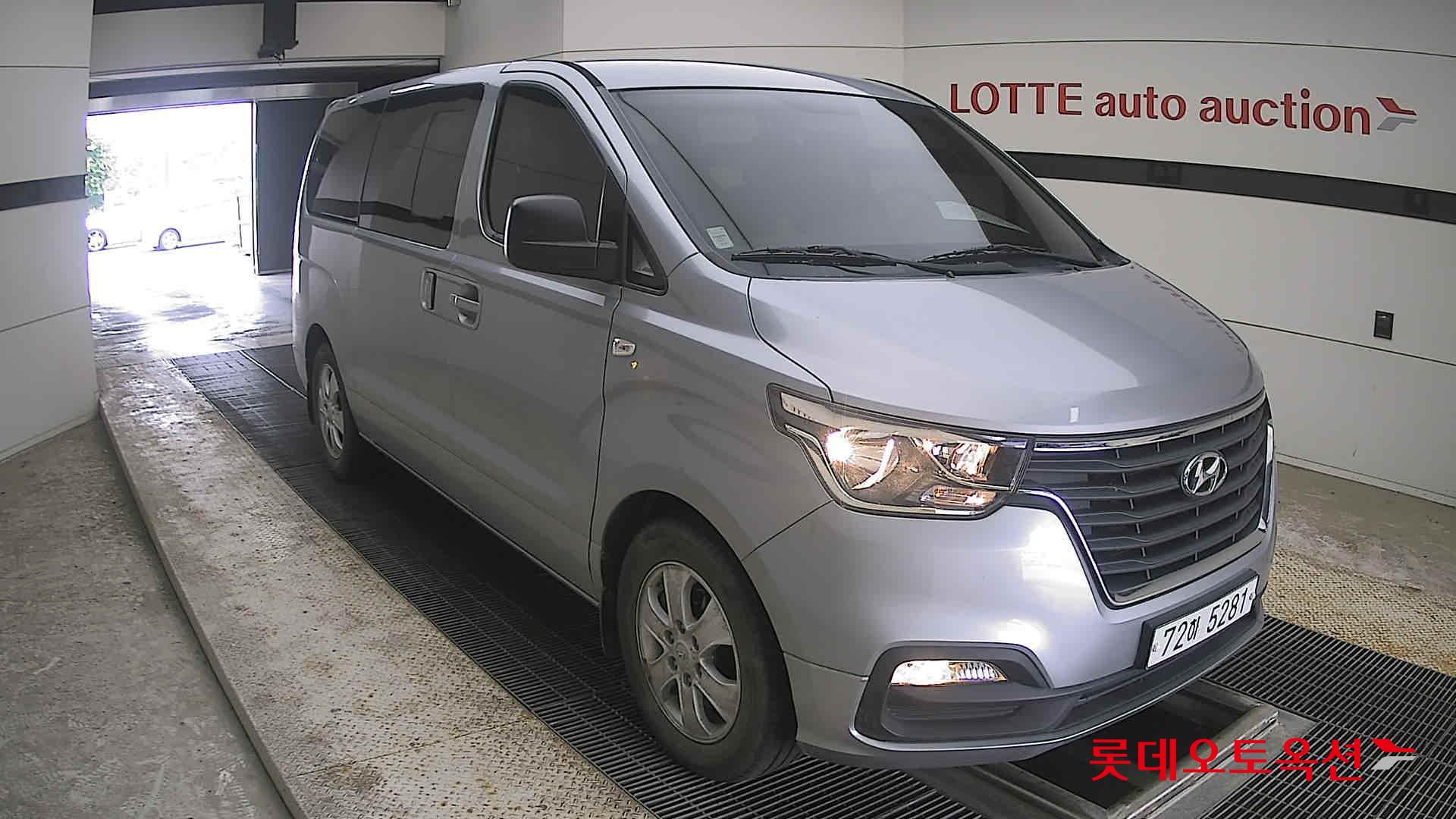 2020 - hyundai grand starex