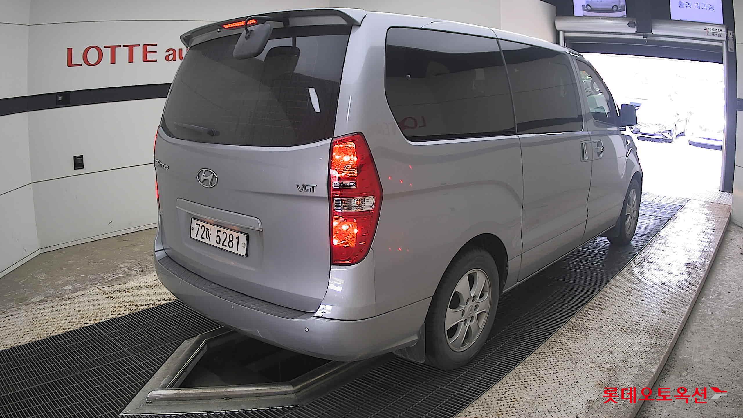 2020 - hyundai grand starex