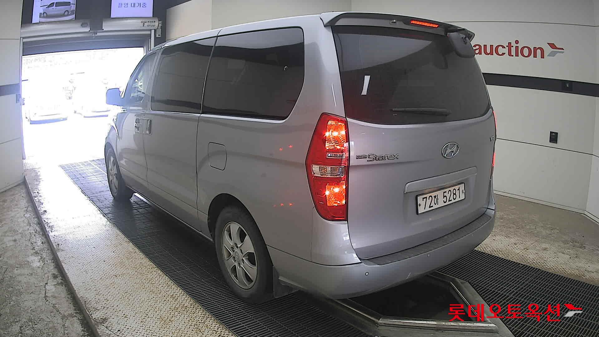 2020 - hyundai grand starex