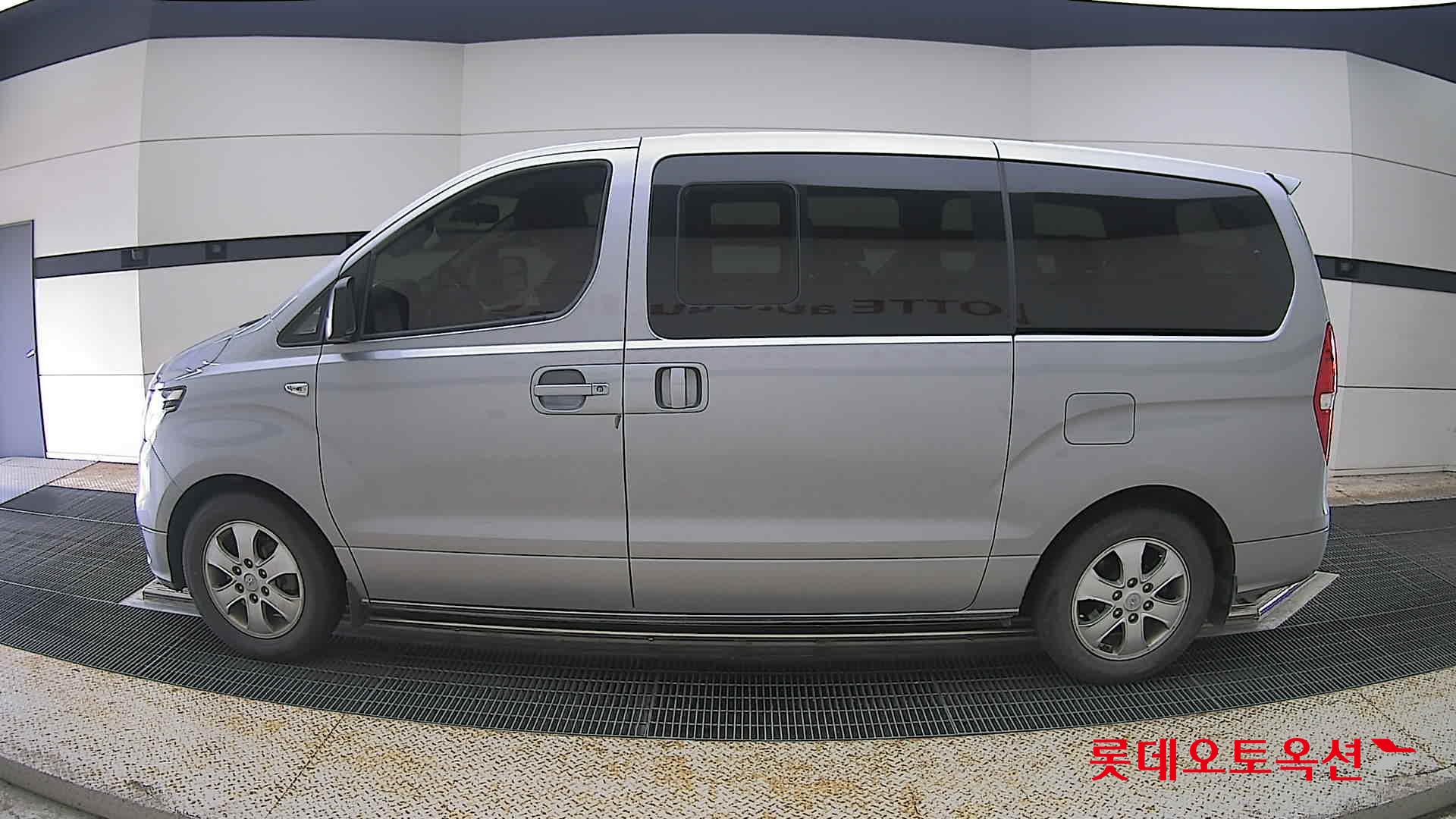 2020 - hyundai grand starex