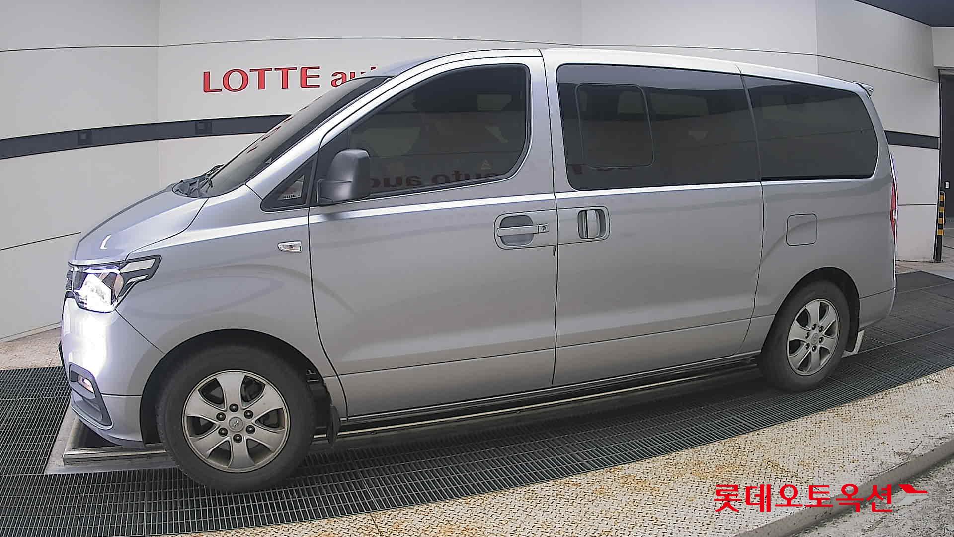 2020 - hyundai grand starex