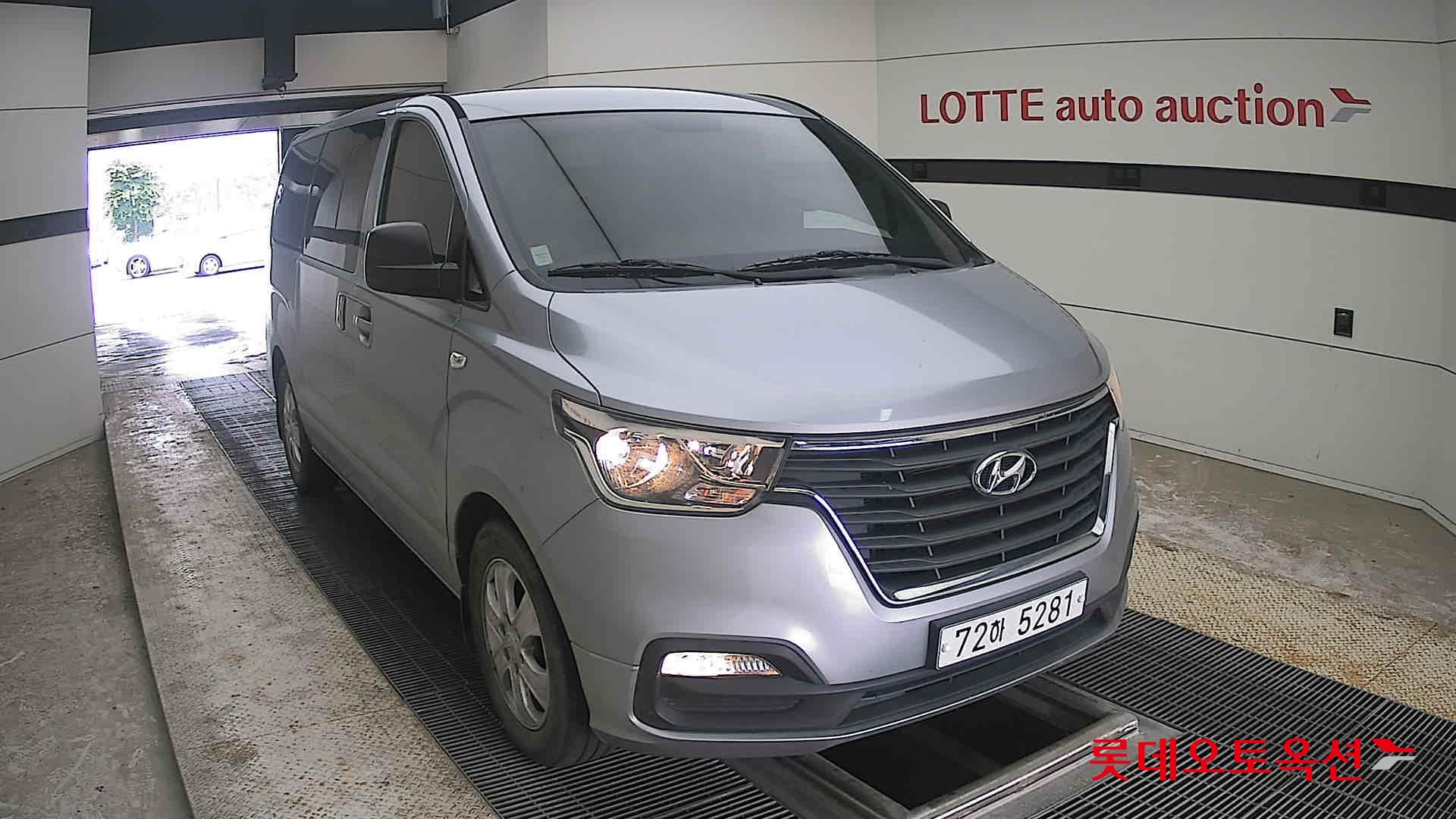 2020 - hyundai grand starex