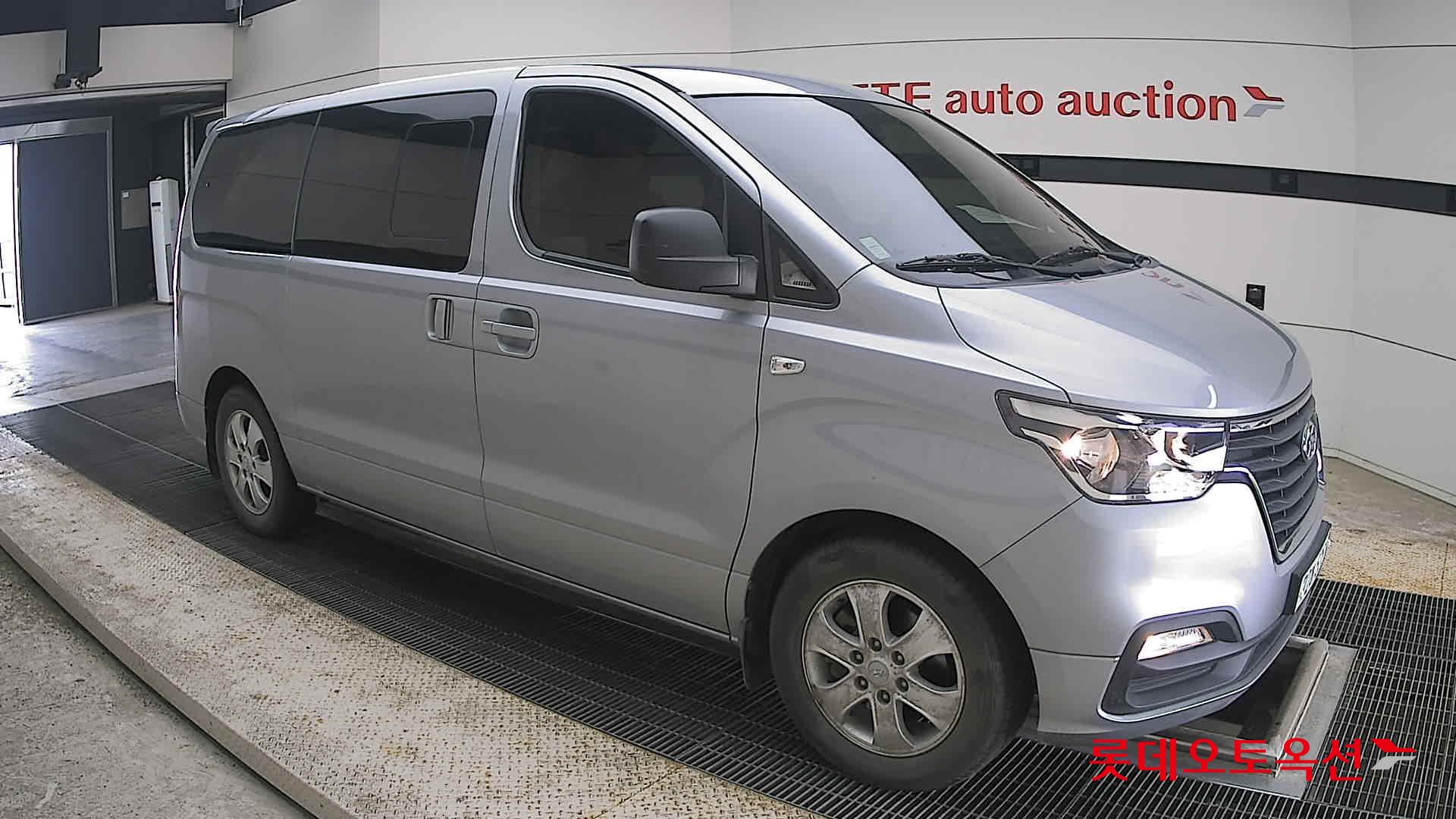 2020 - hyundai grand starex