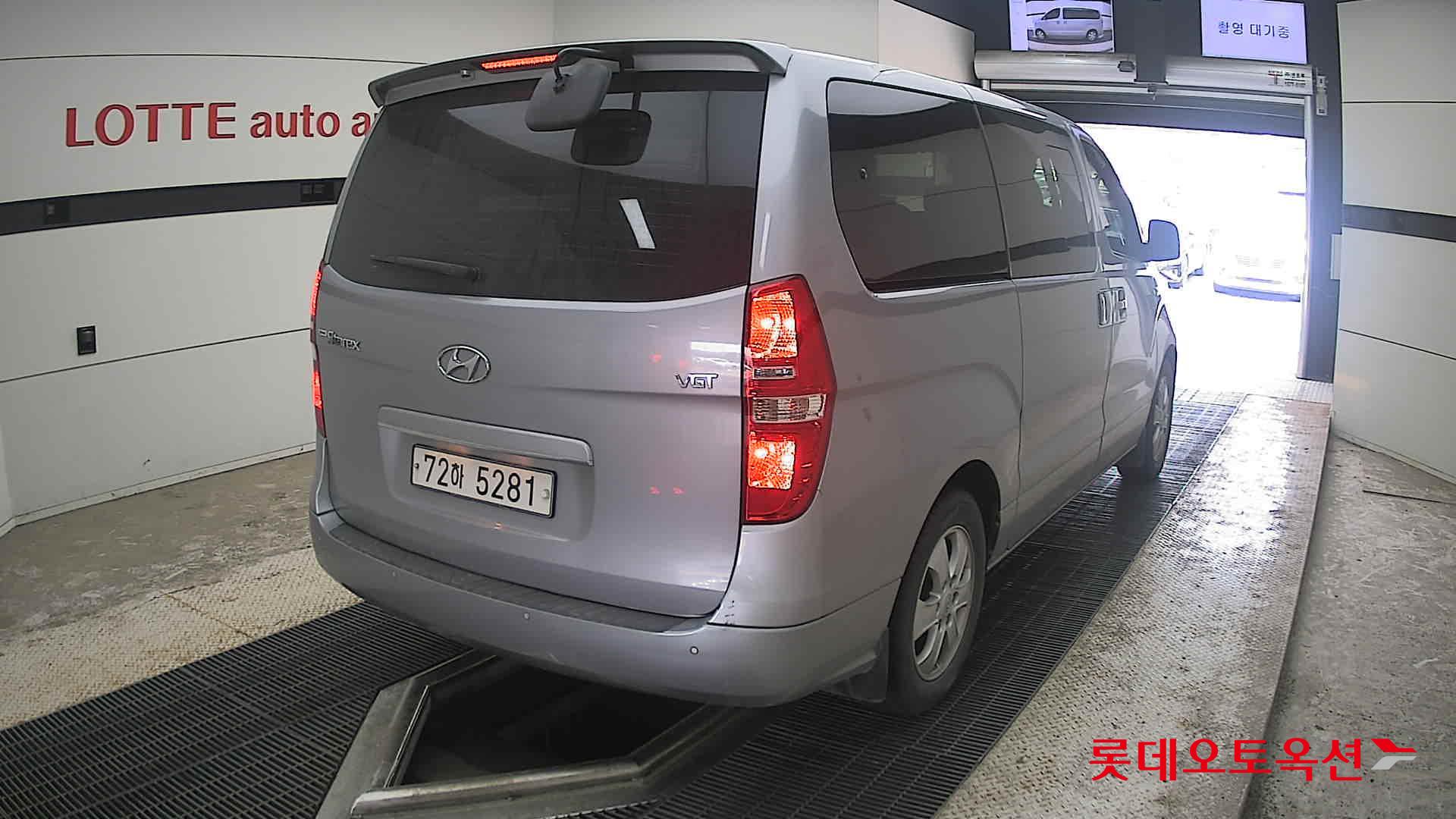 2020 - hyundai grand starex