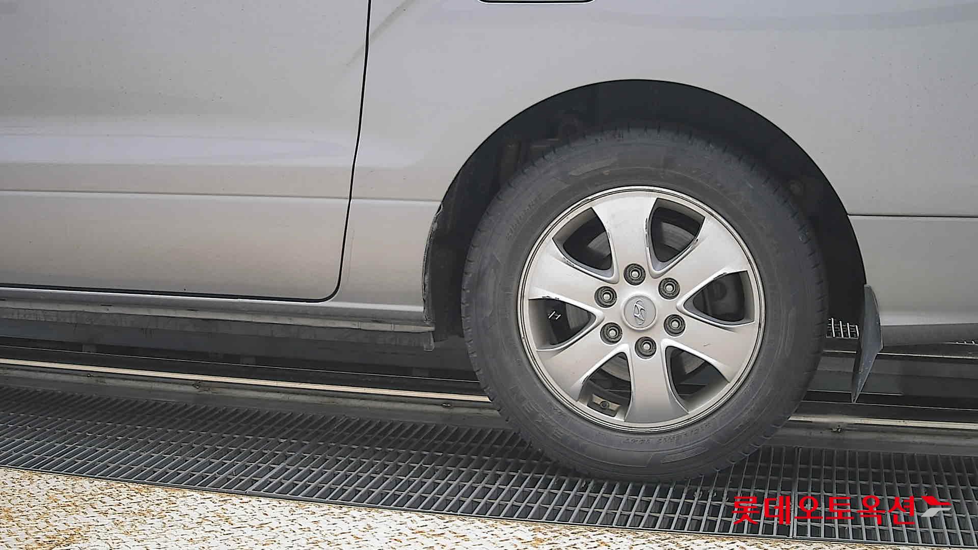 2020 - hyundai grand starex